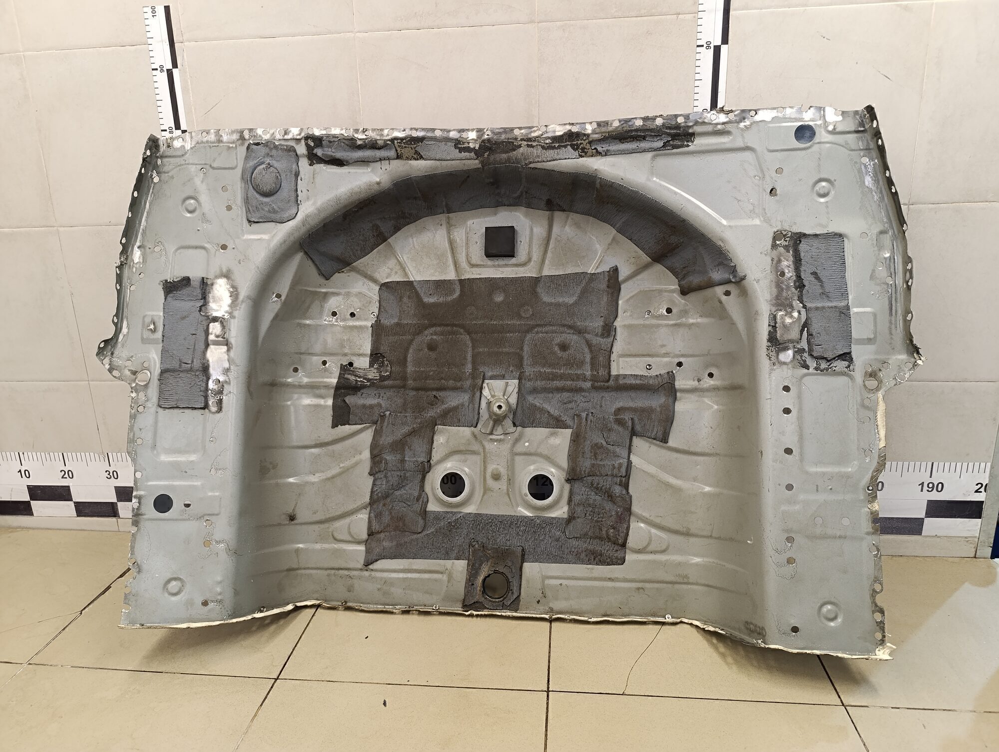 Ниша запасного колеса TOYOTA RAV 4 2019>