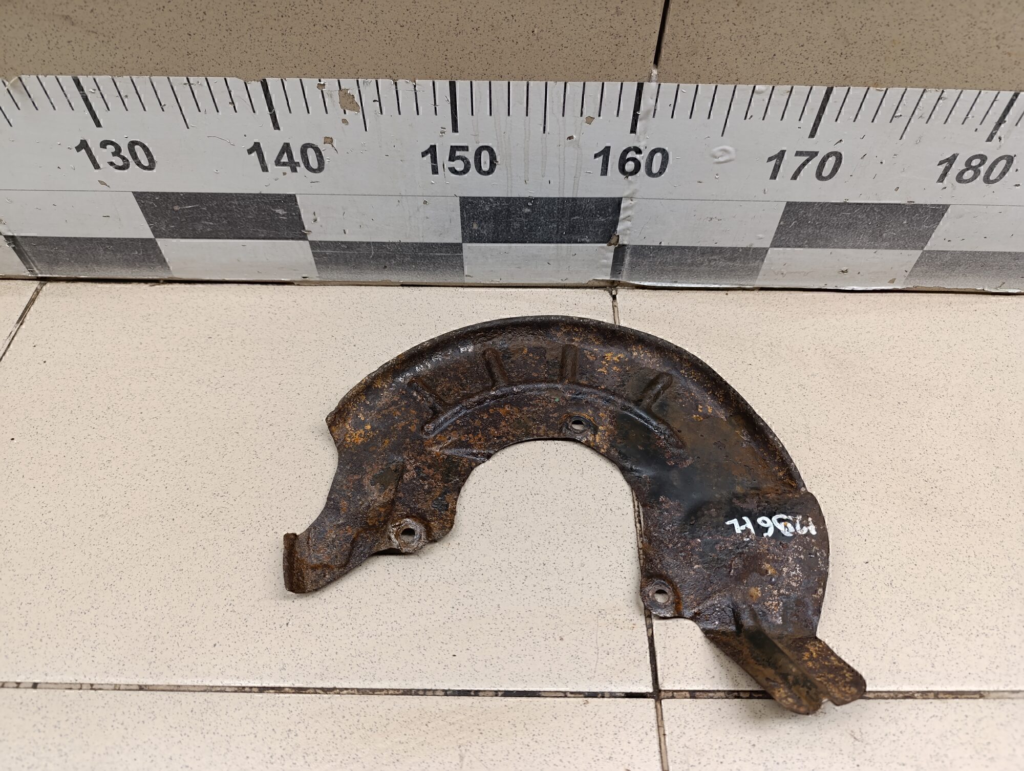 Пыльник тормозного диска SKODA Fabia 2007-2015