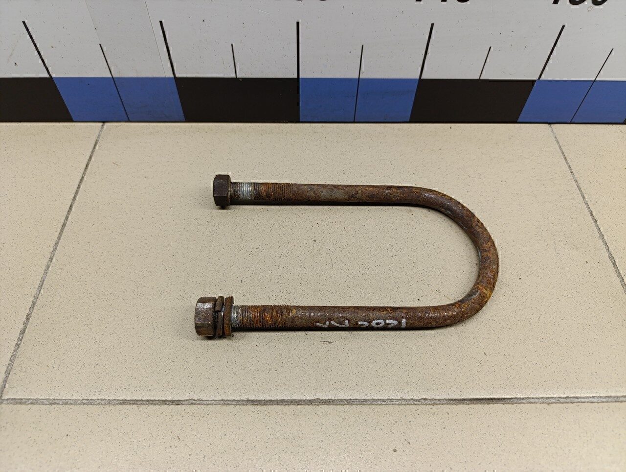 Cтремянка задней рессоры FORD Ranger 2006-2012