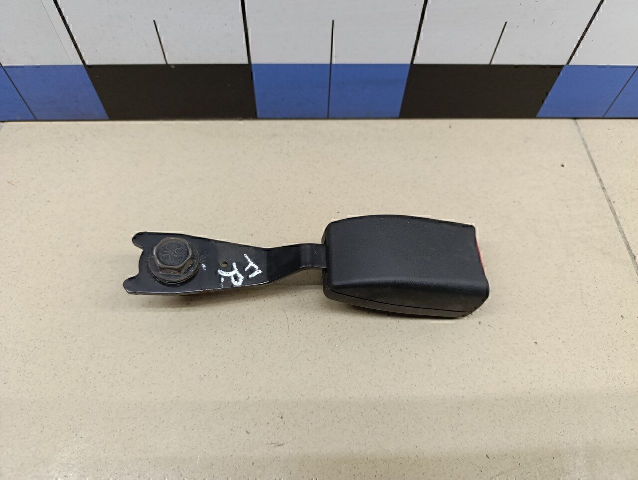 Ответная часть ремня безопасности FORD Ranger 2006-2012