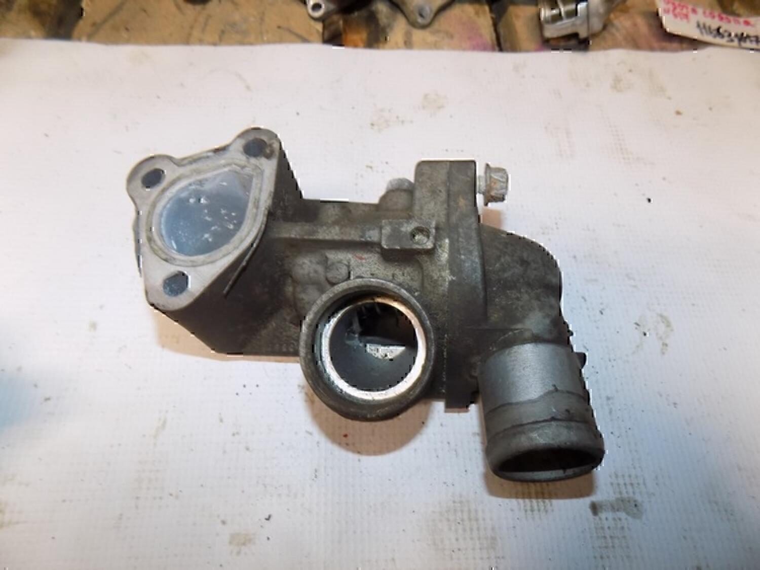 Корпус термостата MITSUBISHI Carisma (DA) 1999-2003