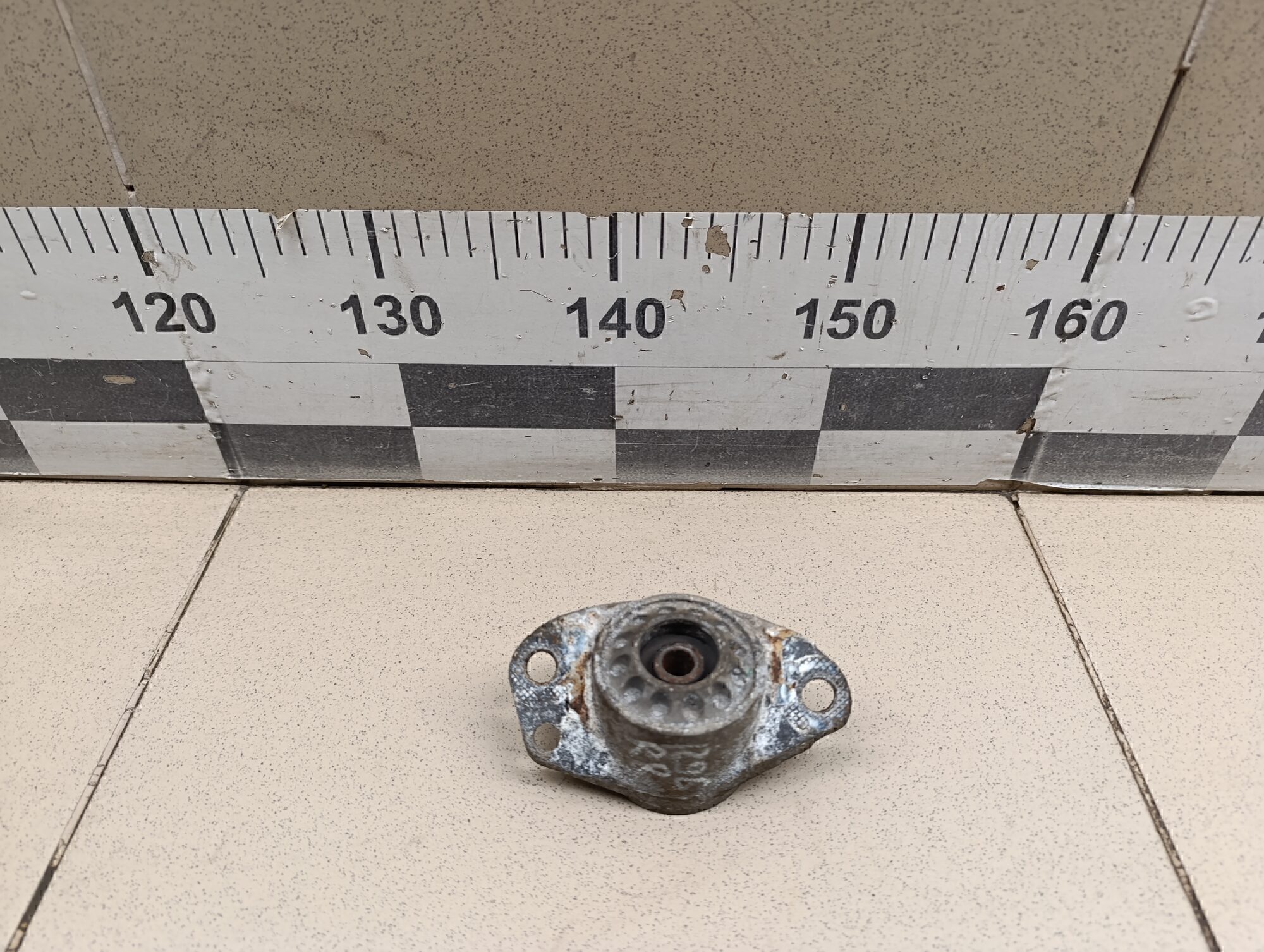 Опора заднего амортизатора Audi A3 (8L1) 1996-2003