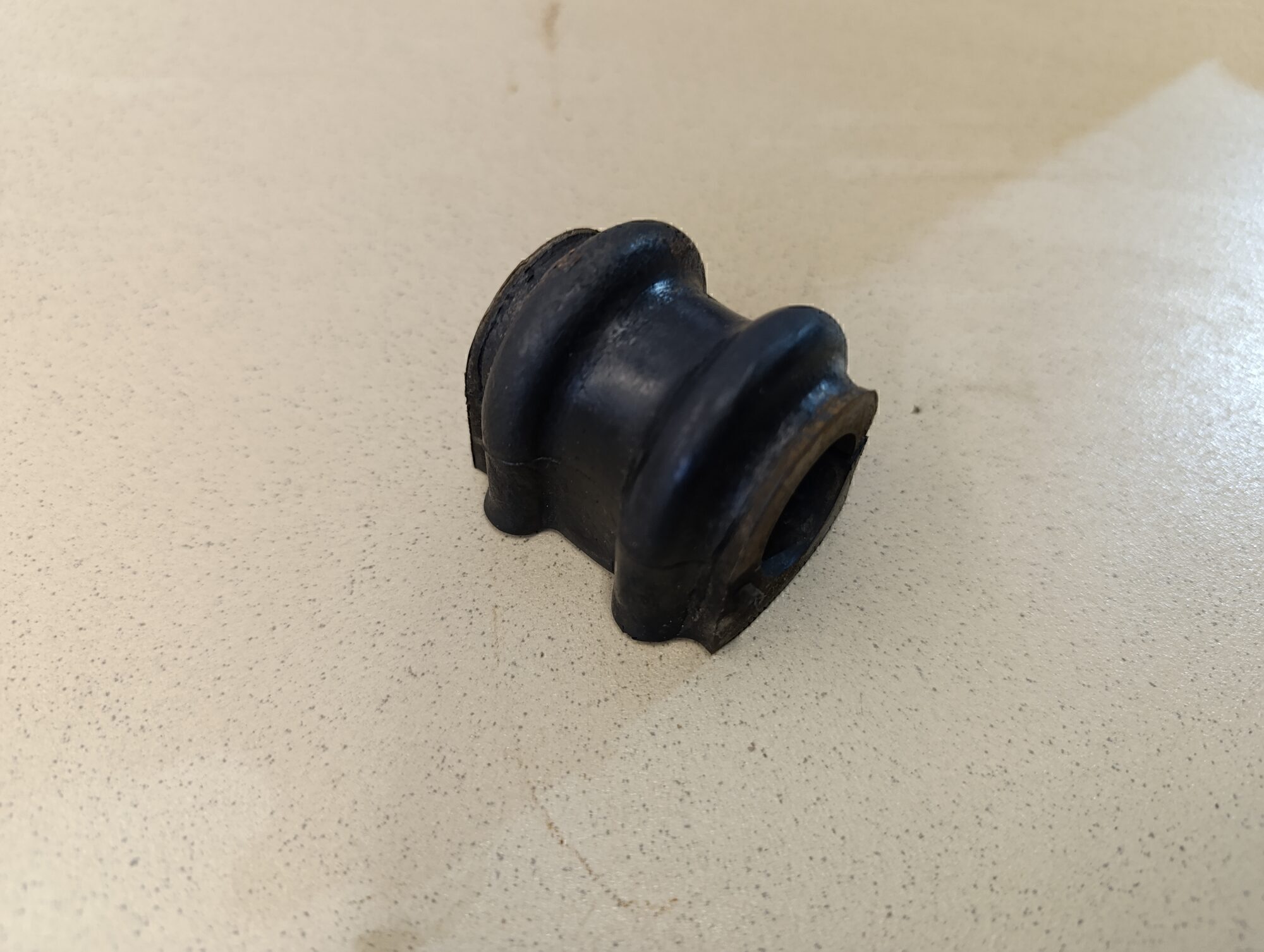 Втулка переднего стабилизатора HYUNDAI Solaris 2010-2017