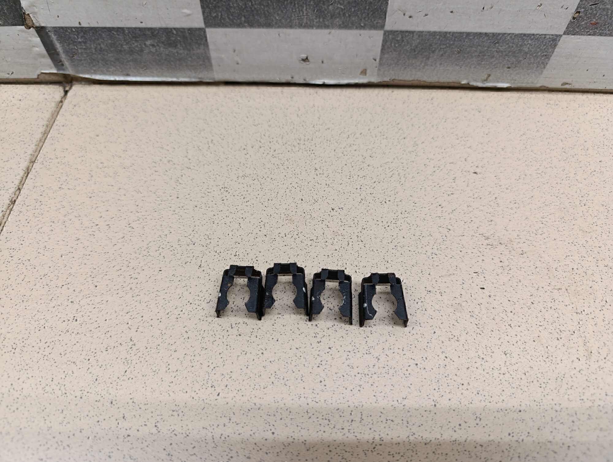 Крепеж форсунки HYUNDAI Solaris 2010-2017