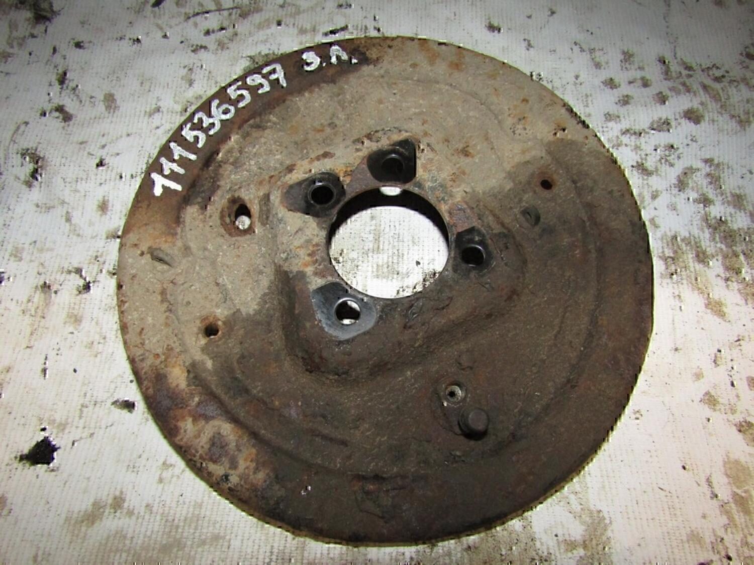 Щит опорный задний левый OPEL Astra H / Family 2004-2015