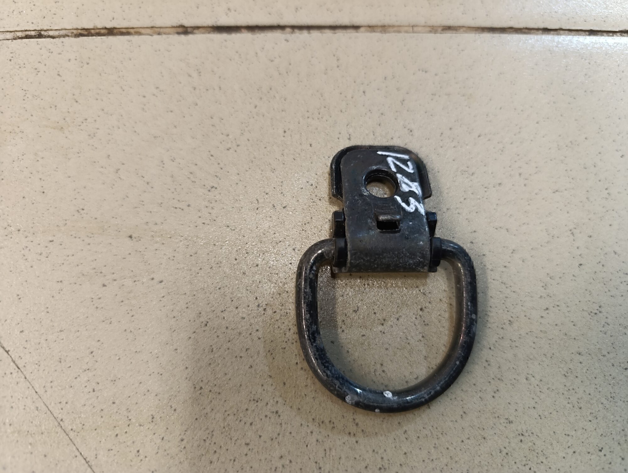 Крючок Chevrolet Cruze 2009-2016