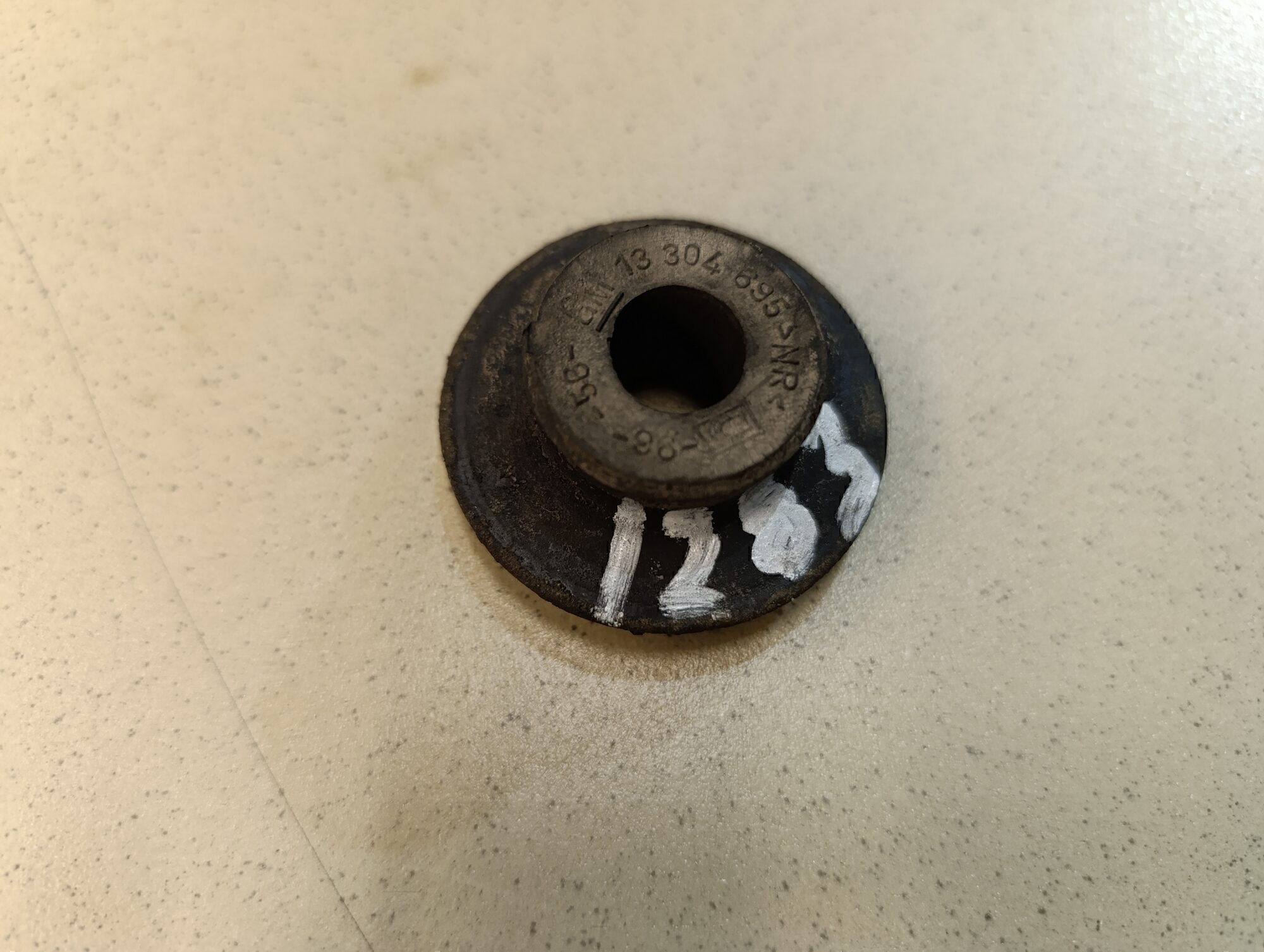 Подушка радиатора Chevrolet Cruze 2009-2016