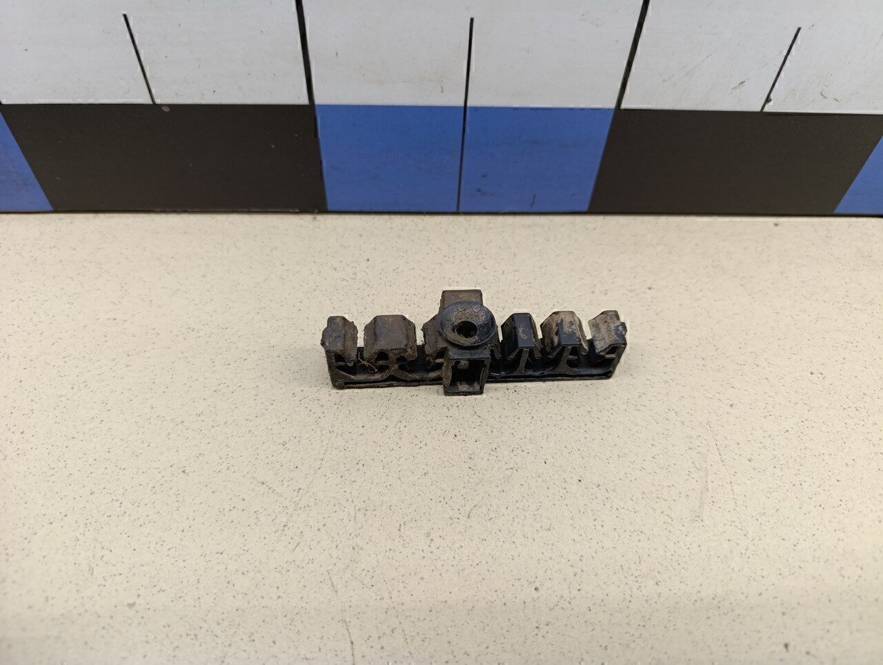 Крепеж RENAULT Duster 2012>