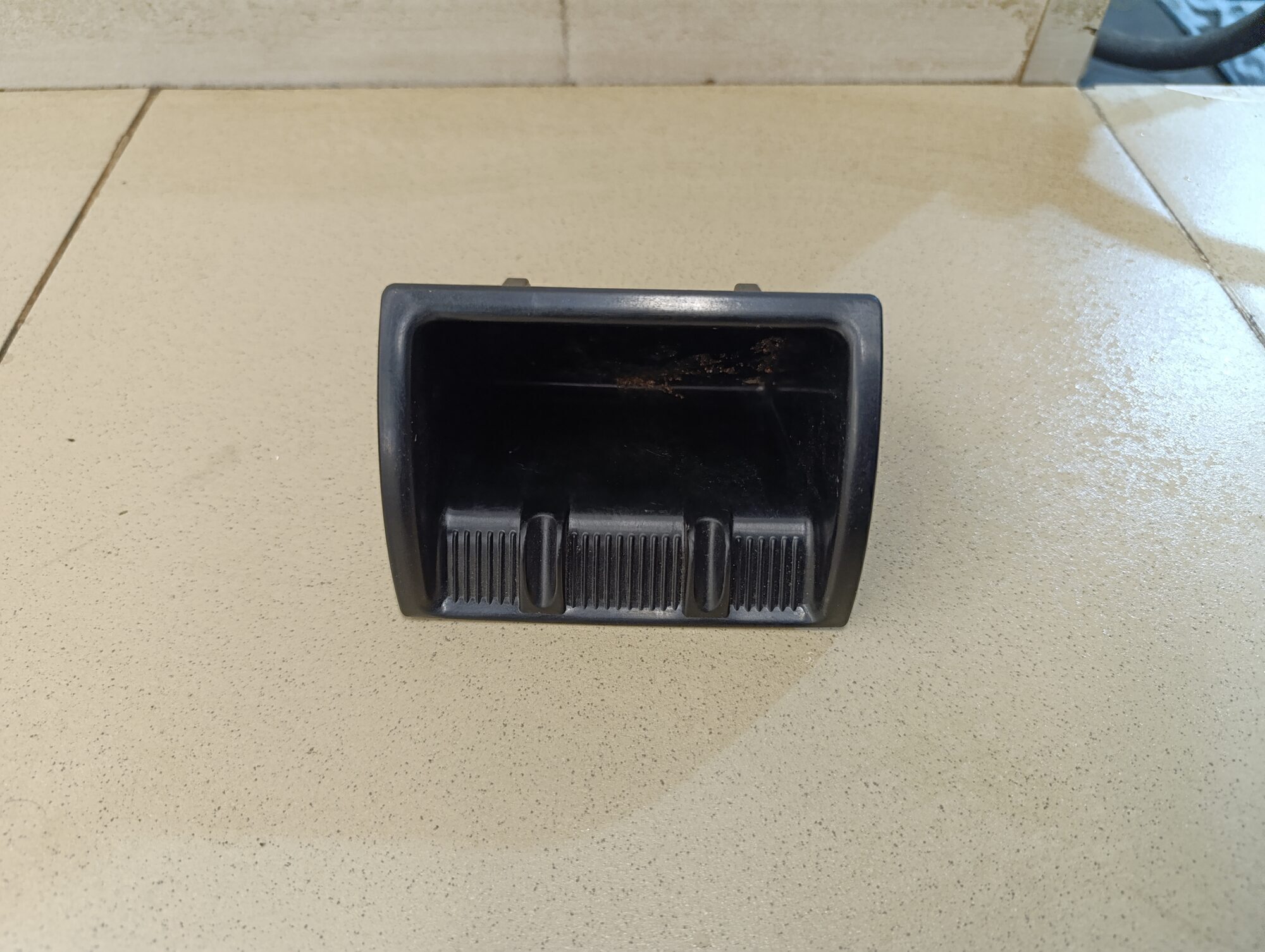 Пепельница задняя (в консоль) SKODA Octavia (A7) 2013>