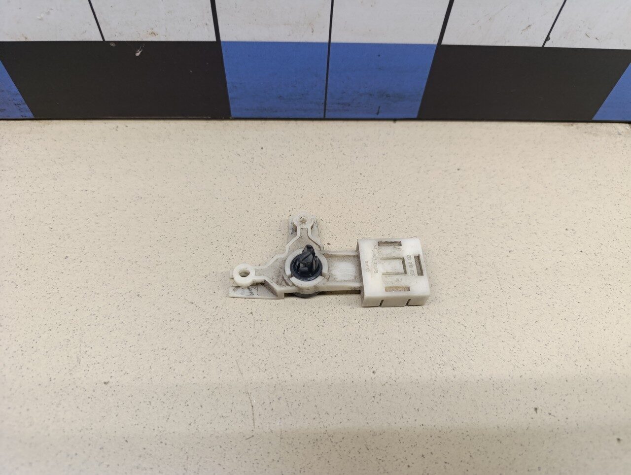 Механизм замка двери SKODA Octavia (A4 1U-) 2000-2011