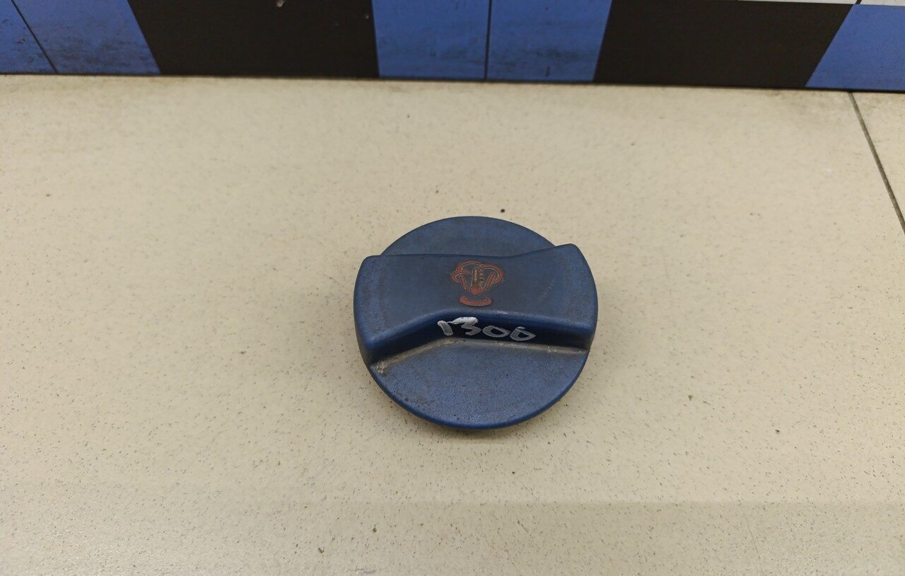 Крышка расширительного бачка Audi A3 (8L1) 1996-2003