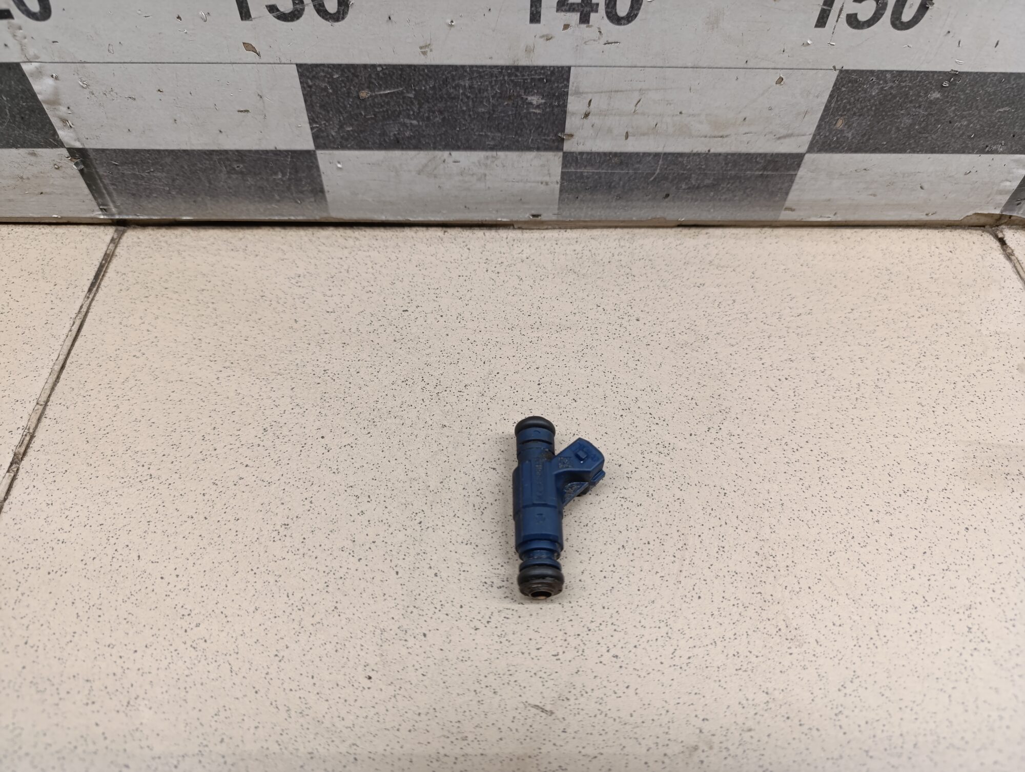 Форсунка инжекторная электрическая Audi A4 [B5] 1994-2000