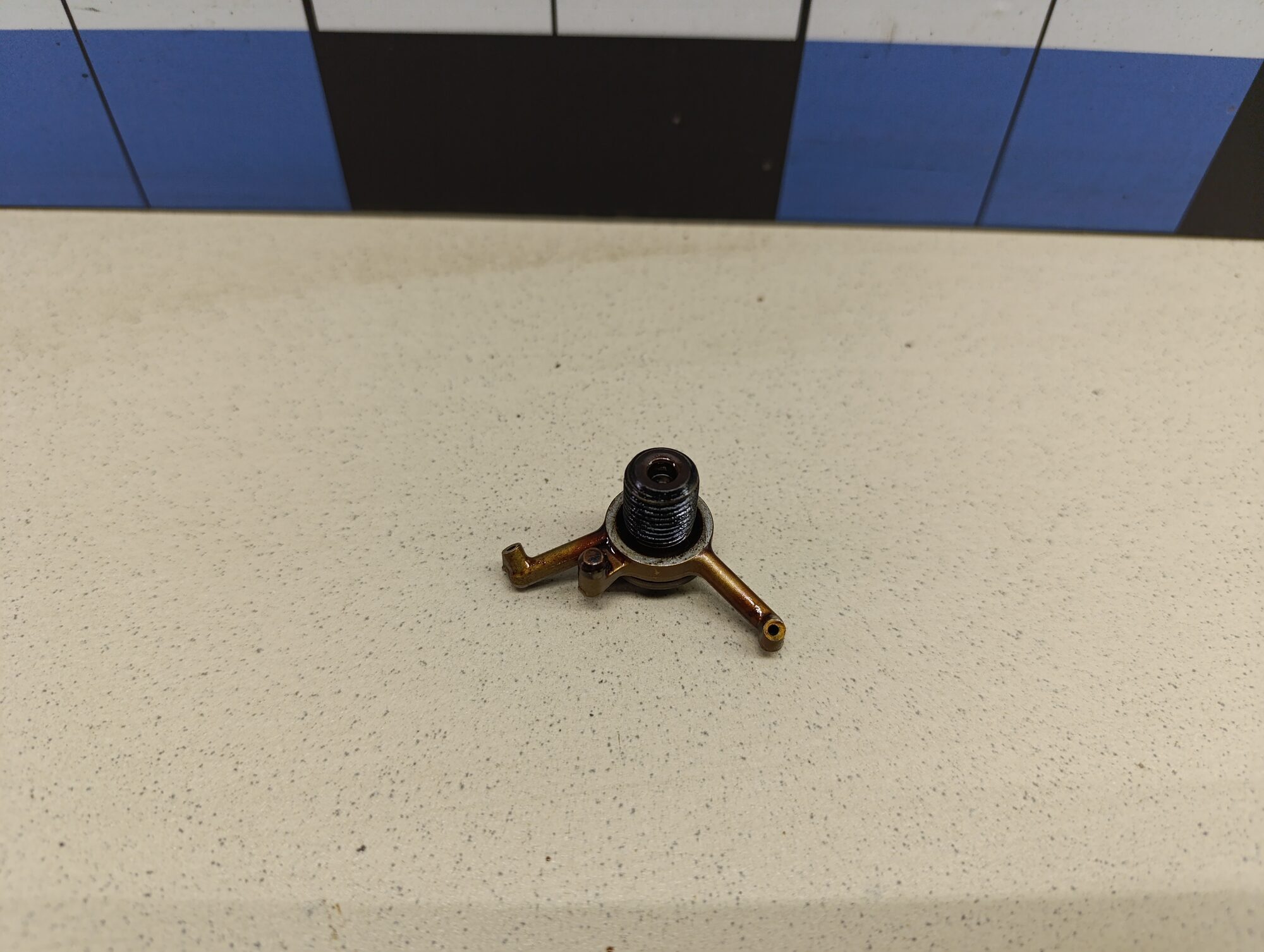 Форсунка масляная INFINITI FX (S50) 2003-2007