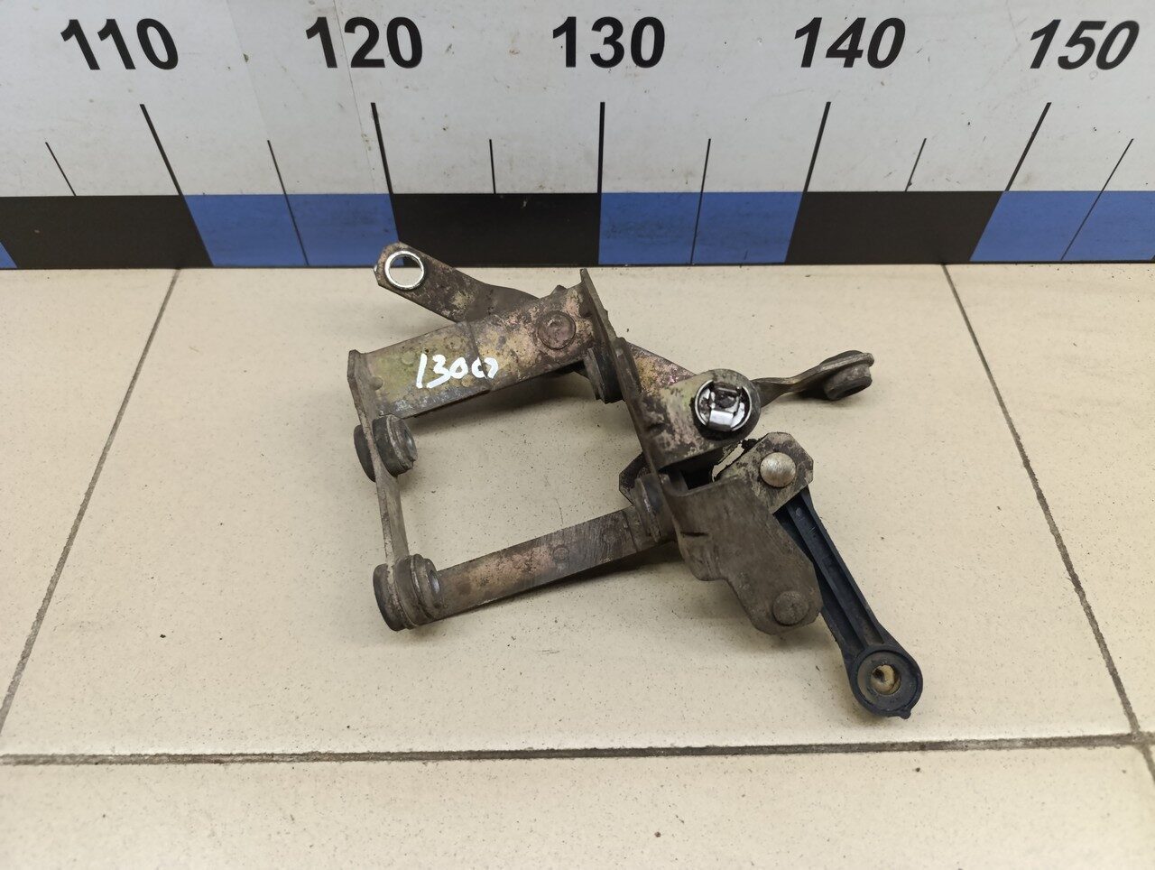 Кронштейн тяги КПП Audi A3 (8L1) 1996-2003