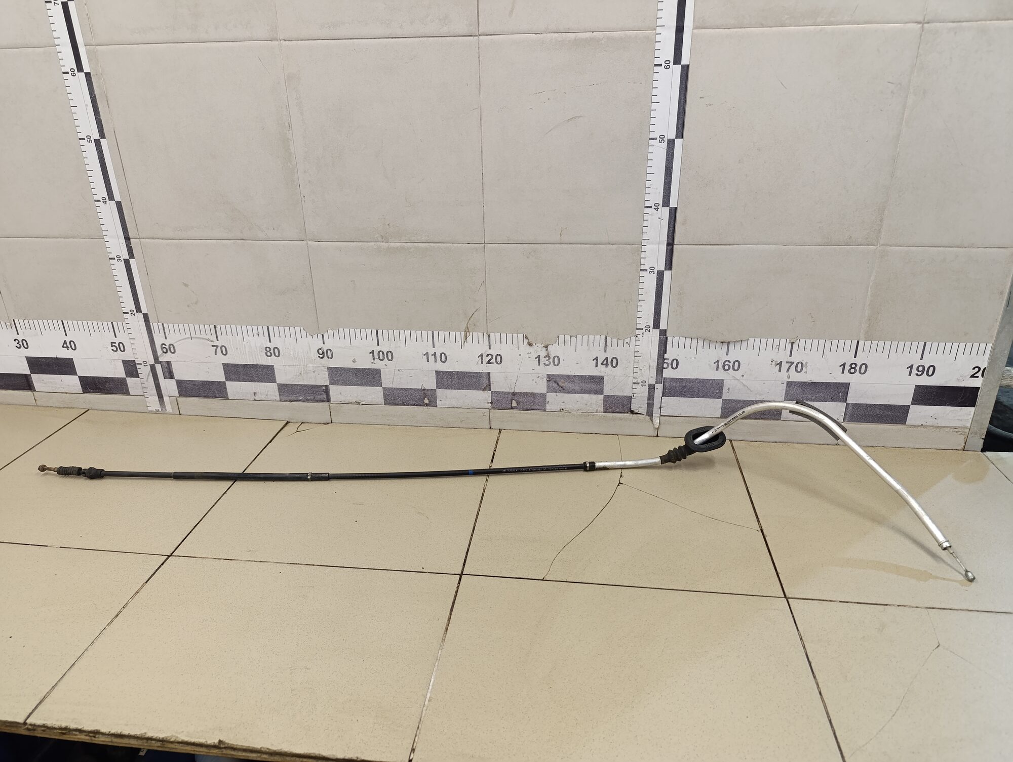 Трос стояночного тормоза SKODA Octavia (A7) 2013>