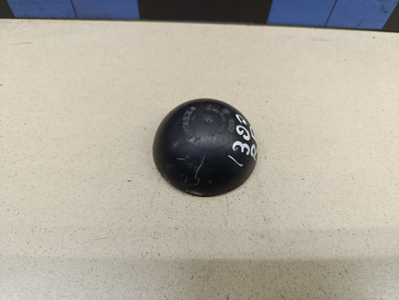 Пыльник гайки заднего амортизатора SKODA Fabia 2007-2015