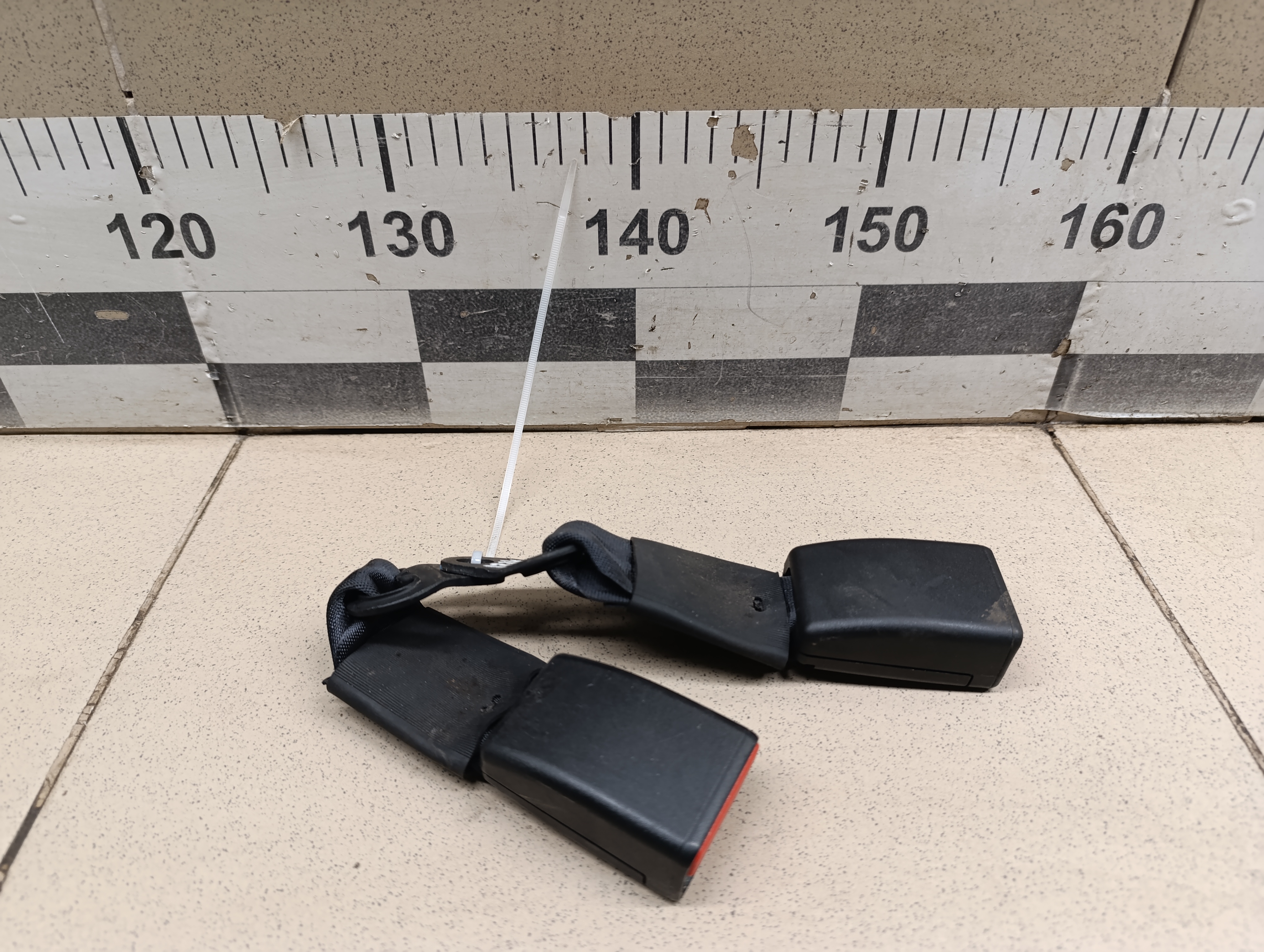 Ответная часть ремня безопасности NISSAN Almera (G15) 2013>