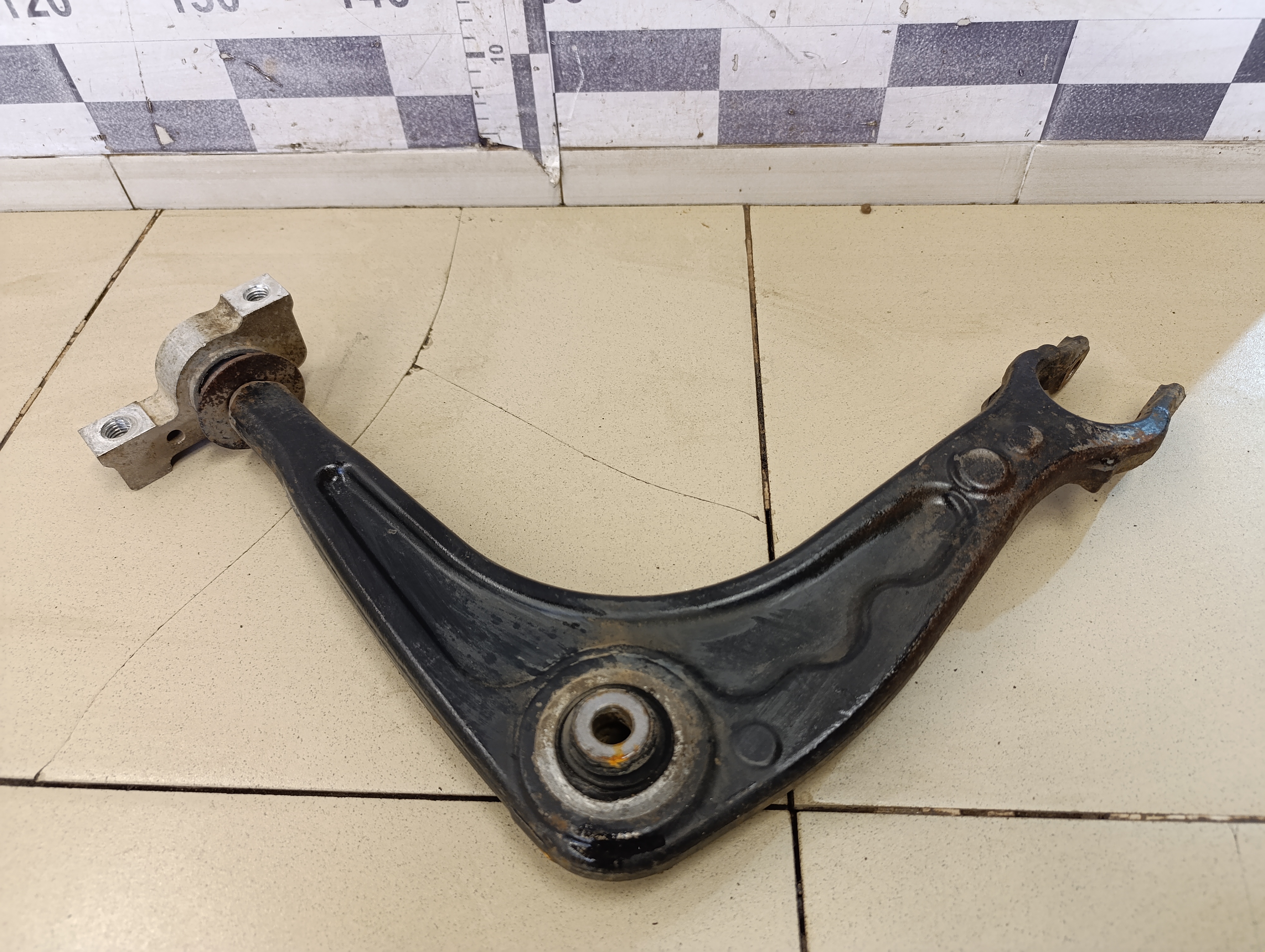 Рычаг передний нижний правый передний PEUGEOT 407 2004-2010