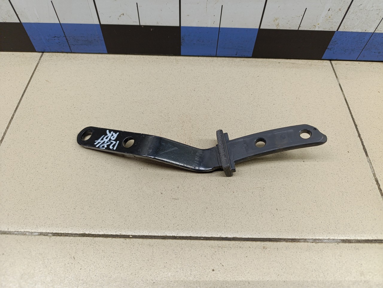 Кронштейн заднего сиденья OPEL Corsa D 2006-2015