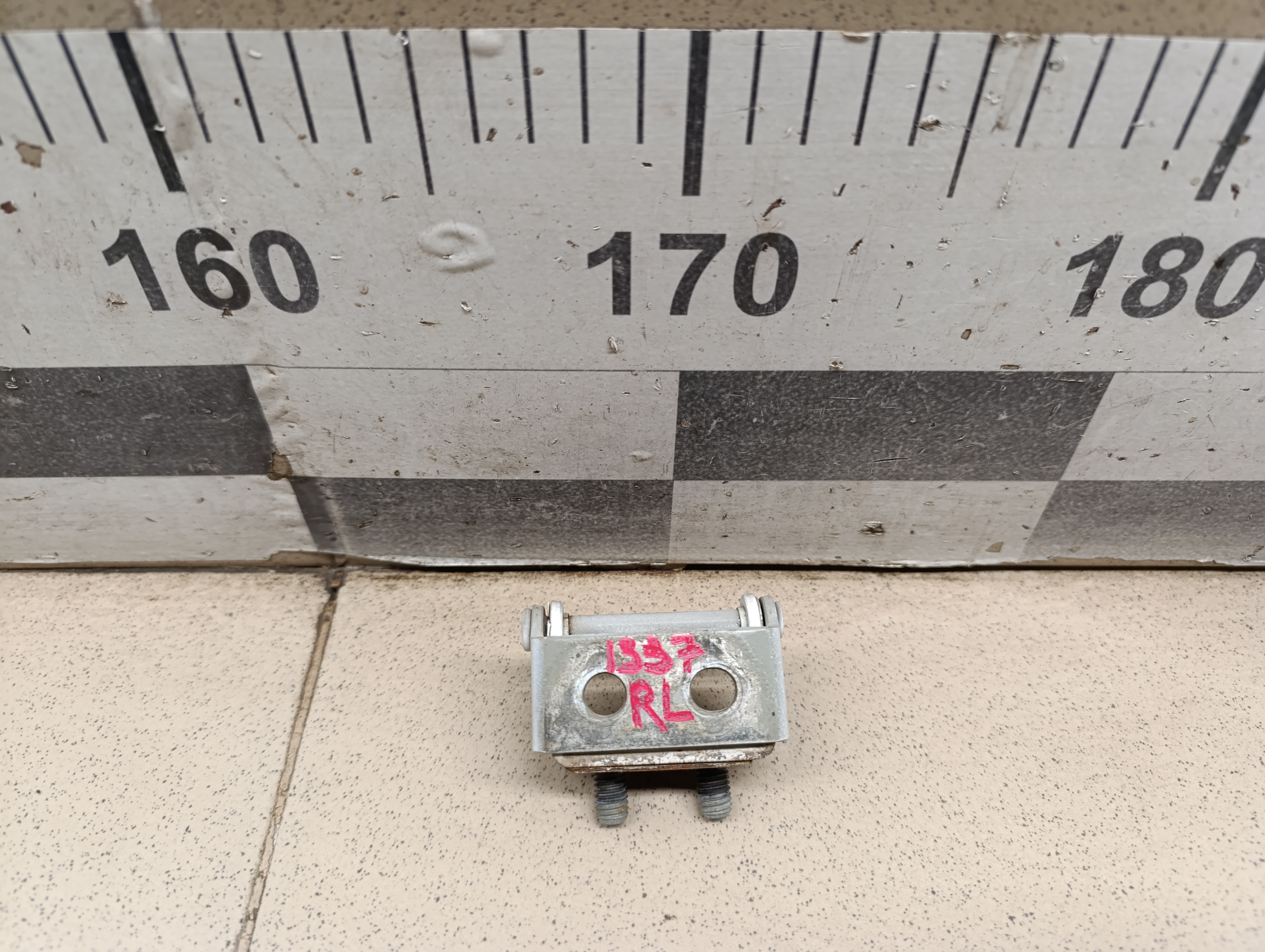 Петля двери багажника Chery Tiggo 5 (T21) 2014-2020