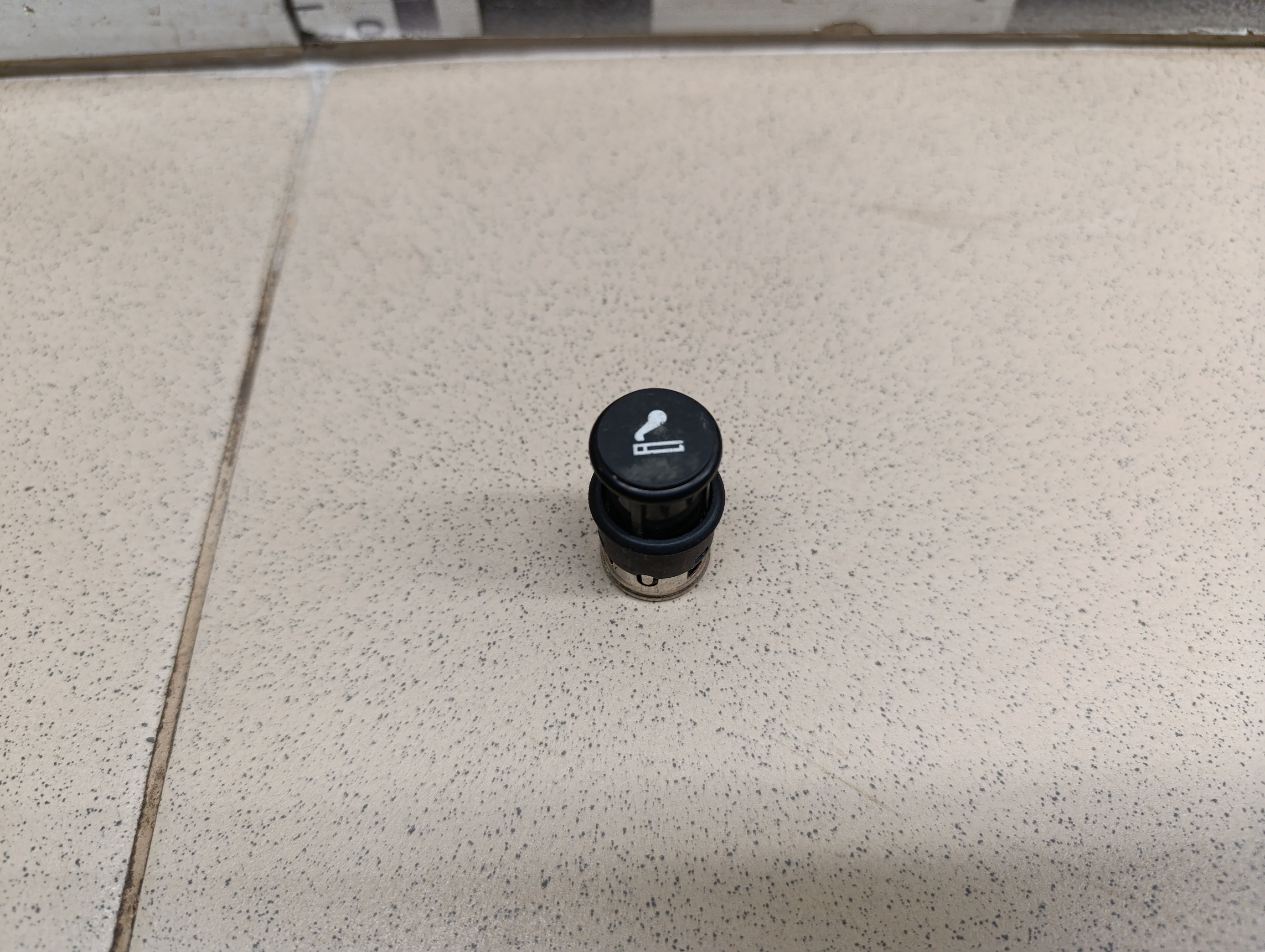 Прикуриватель Chery Tiggo 5 (T21) 2014-2020