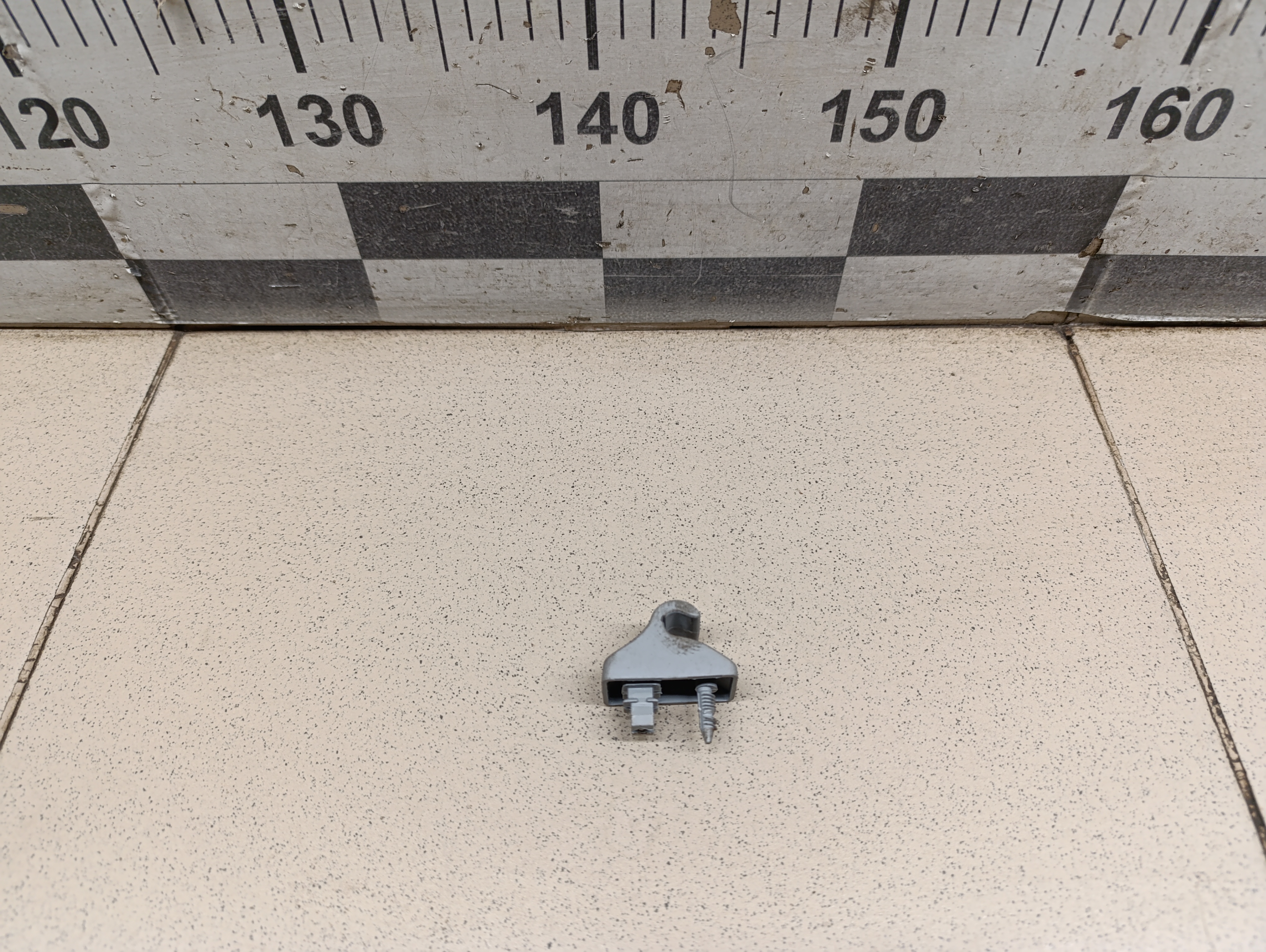 Крючок солнцезащитного козырька Chery Tiggo 5 (T21) 2014-2020