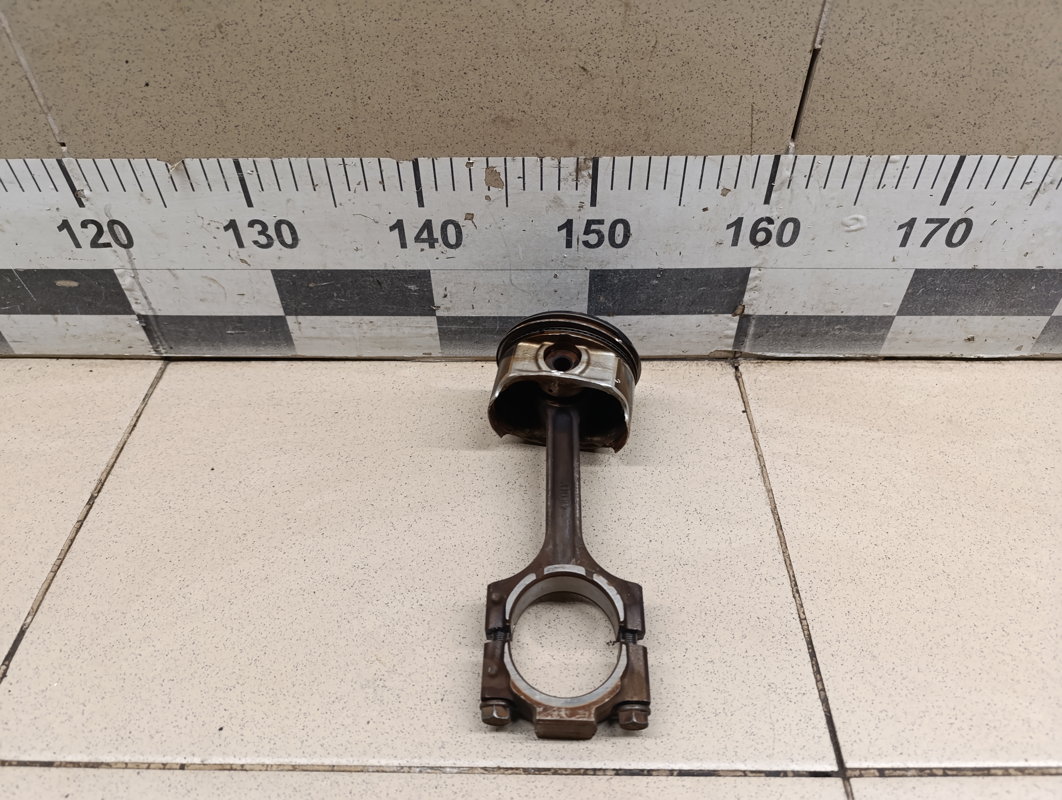 Поршень с шатуном Chery Tiggo 5 (T21) 2014-2020