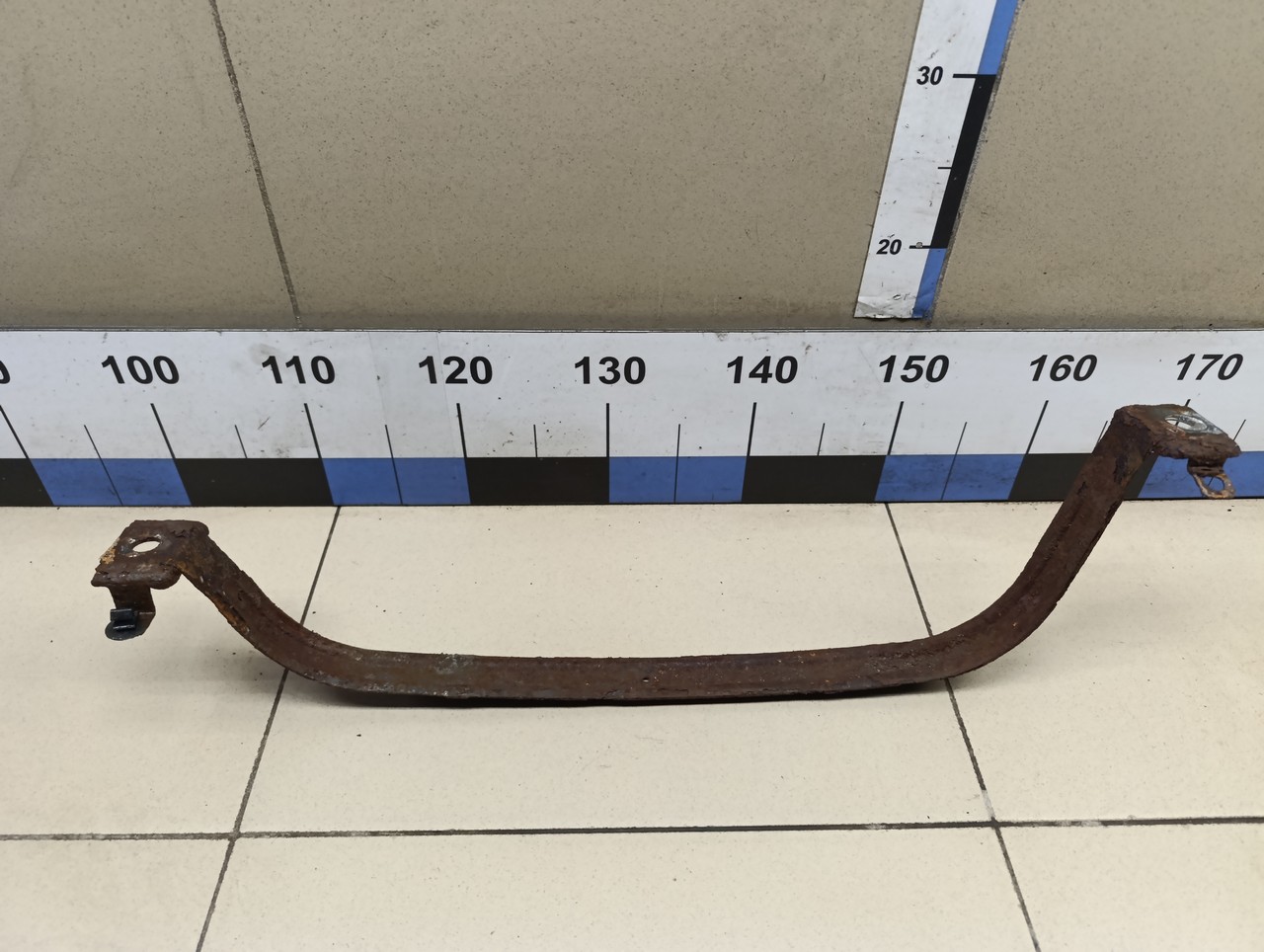 Лента крепления бензобака OPEL Corsa D 2006-2015