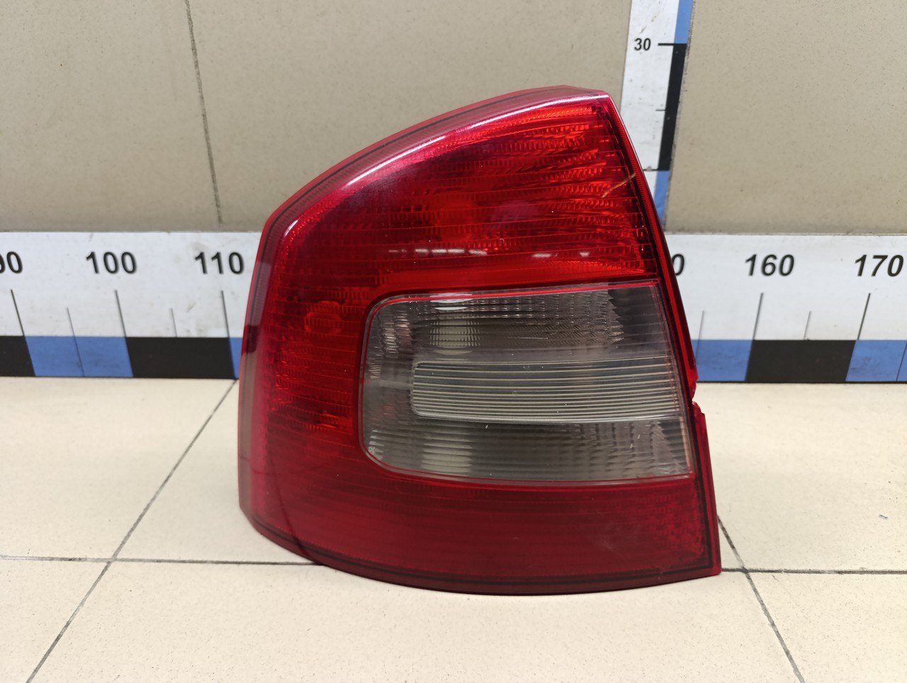 Фонарь задний левый SKODA Octavia (A5 1Z-) 2004-2013