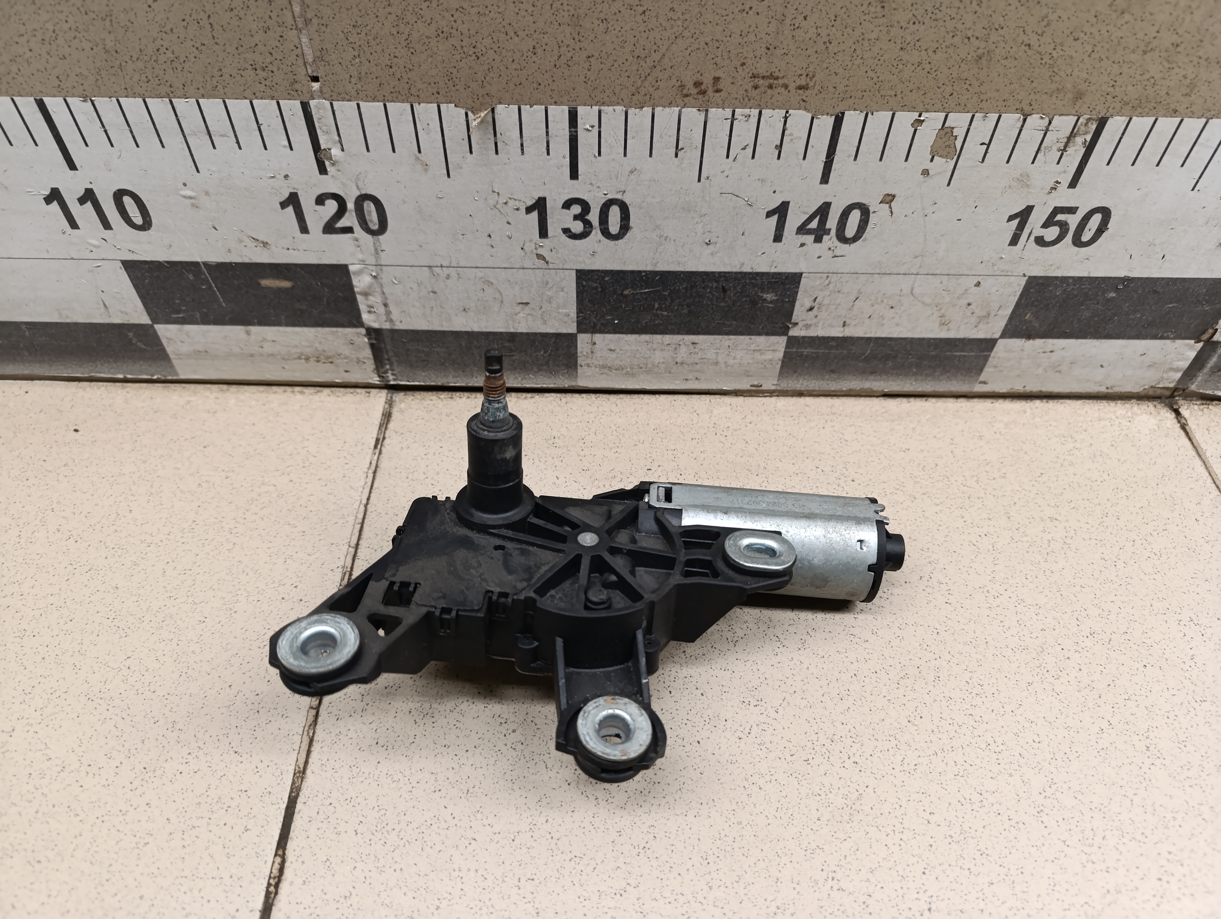 Моторчик стеклоочистителя задний VW Golf IV/Bora 1997-2005