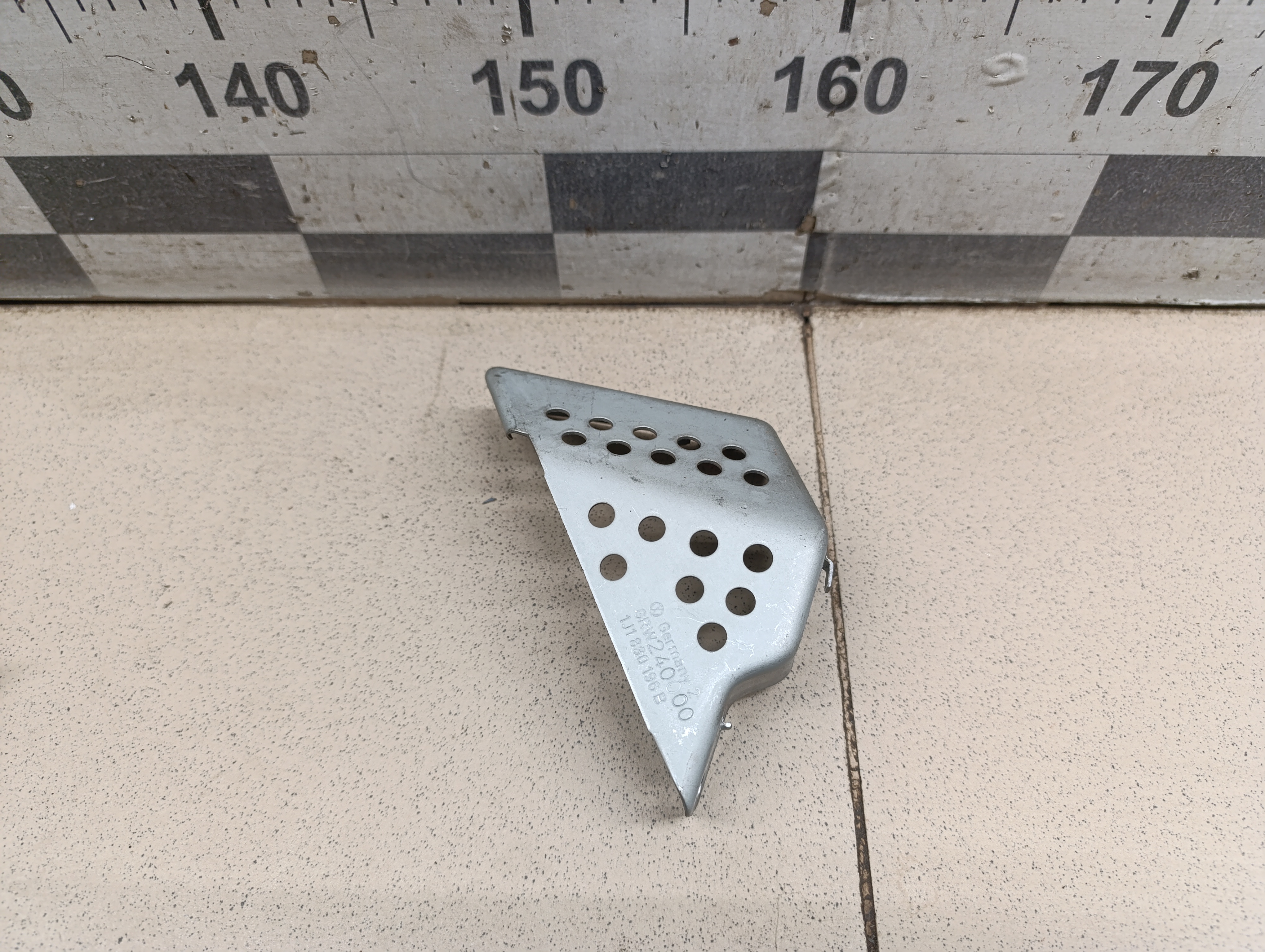 Кронштейн (сопут. товар) VW Golf IV/Bora 1997-2005