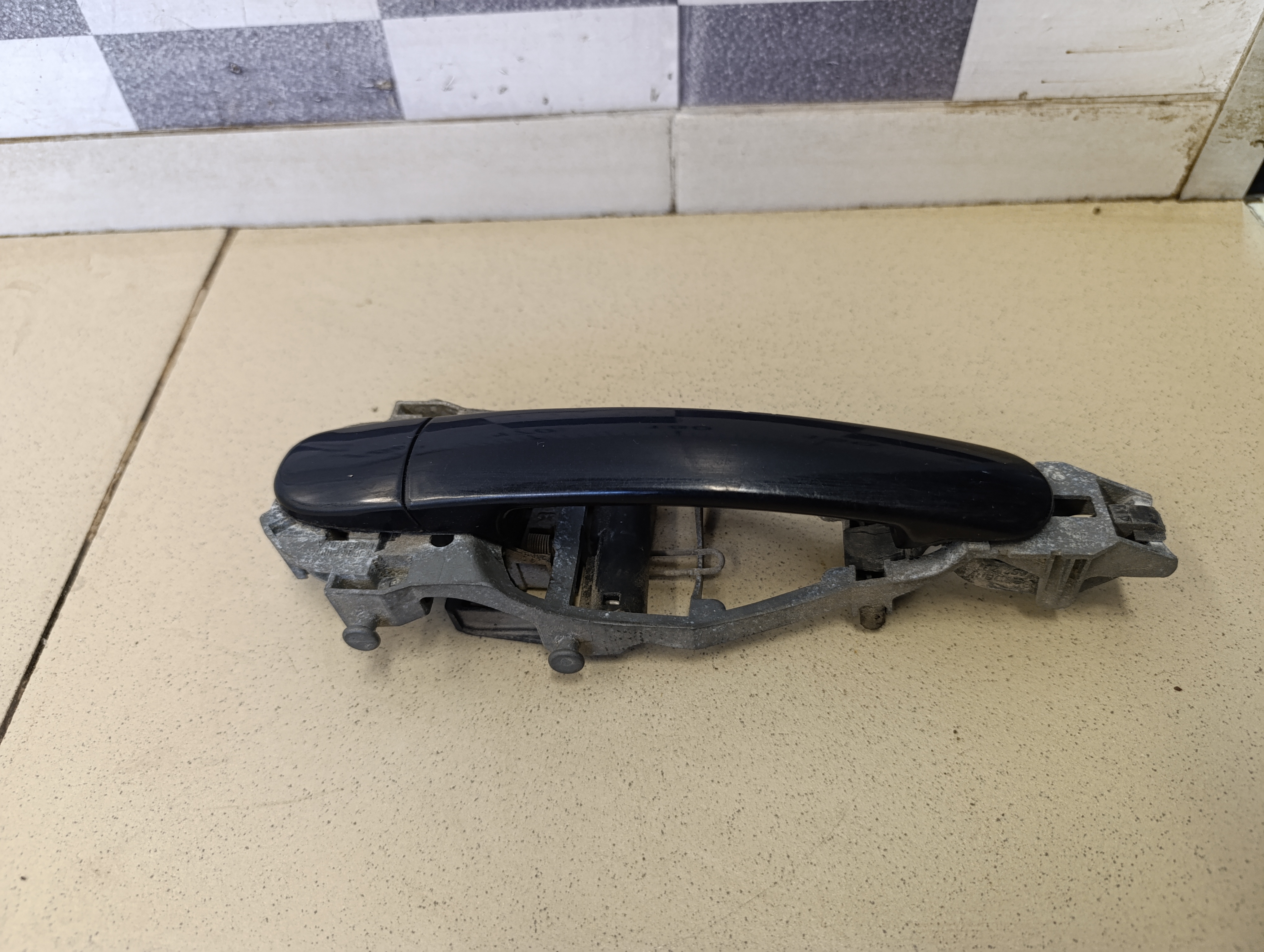 Кронштейн ручки SKODA Octavia (A5 1Z-) 2004-2013