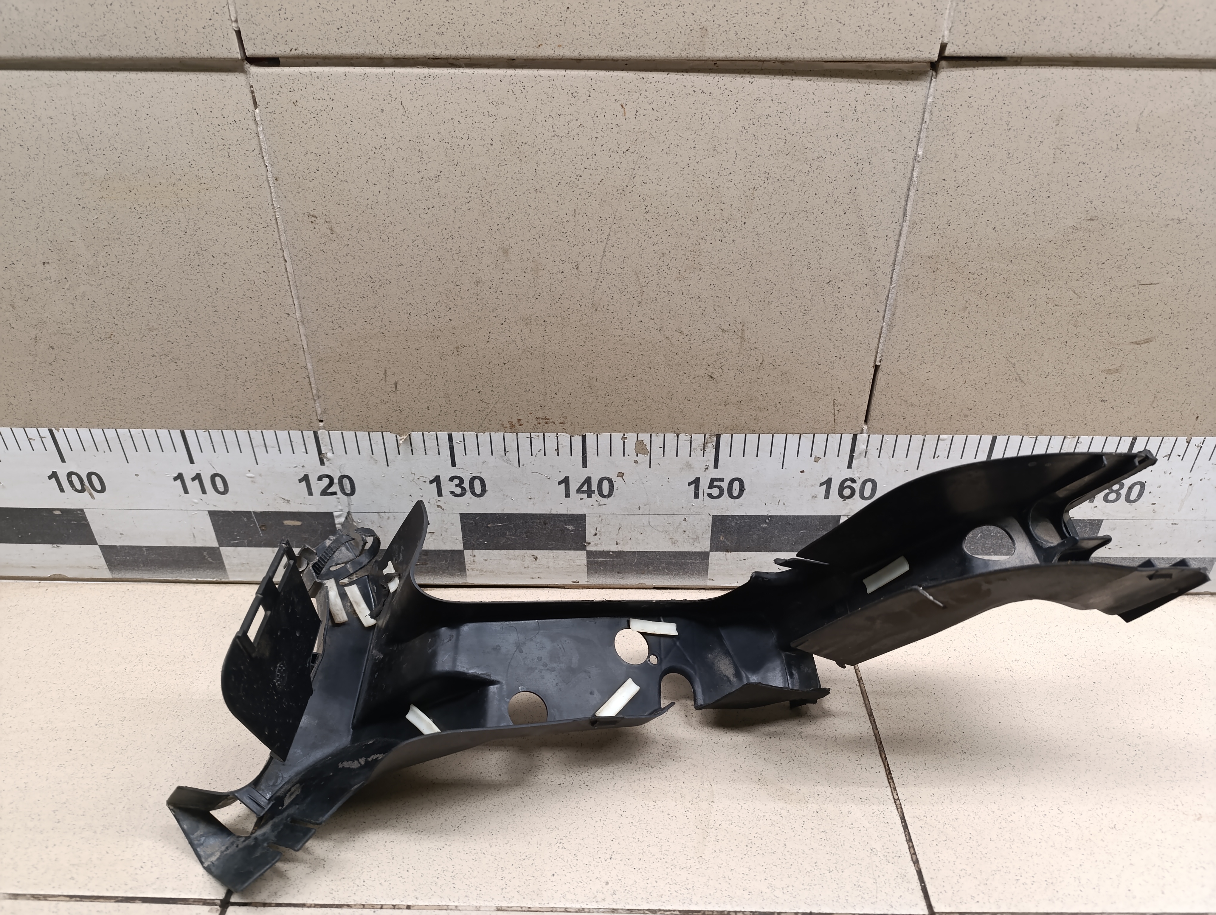 Канал для кабеля SKODA Golf IV/Bora 1997-2005