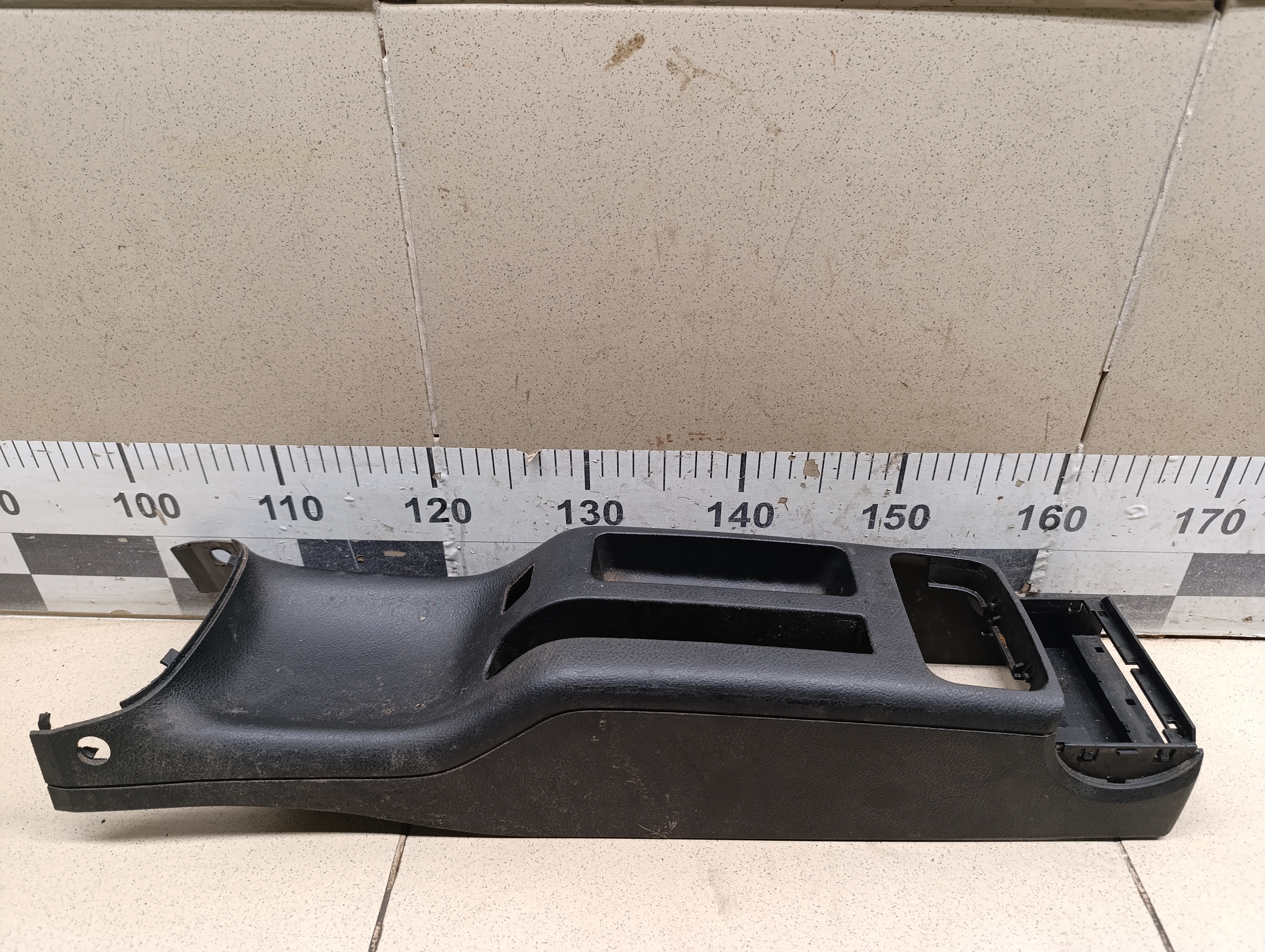 Консоль VW Golf IV/Bora 1997-2005