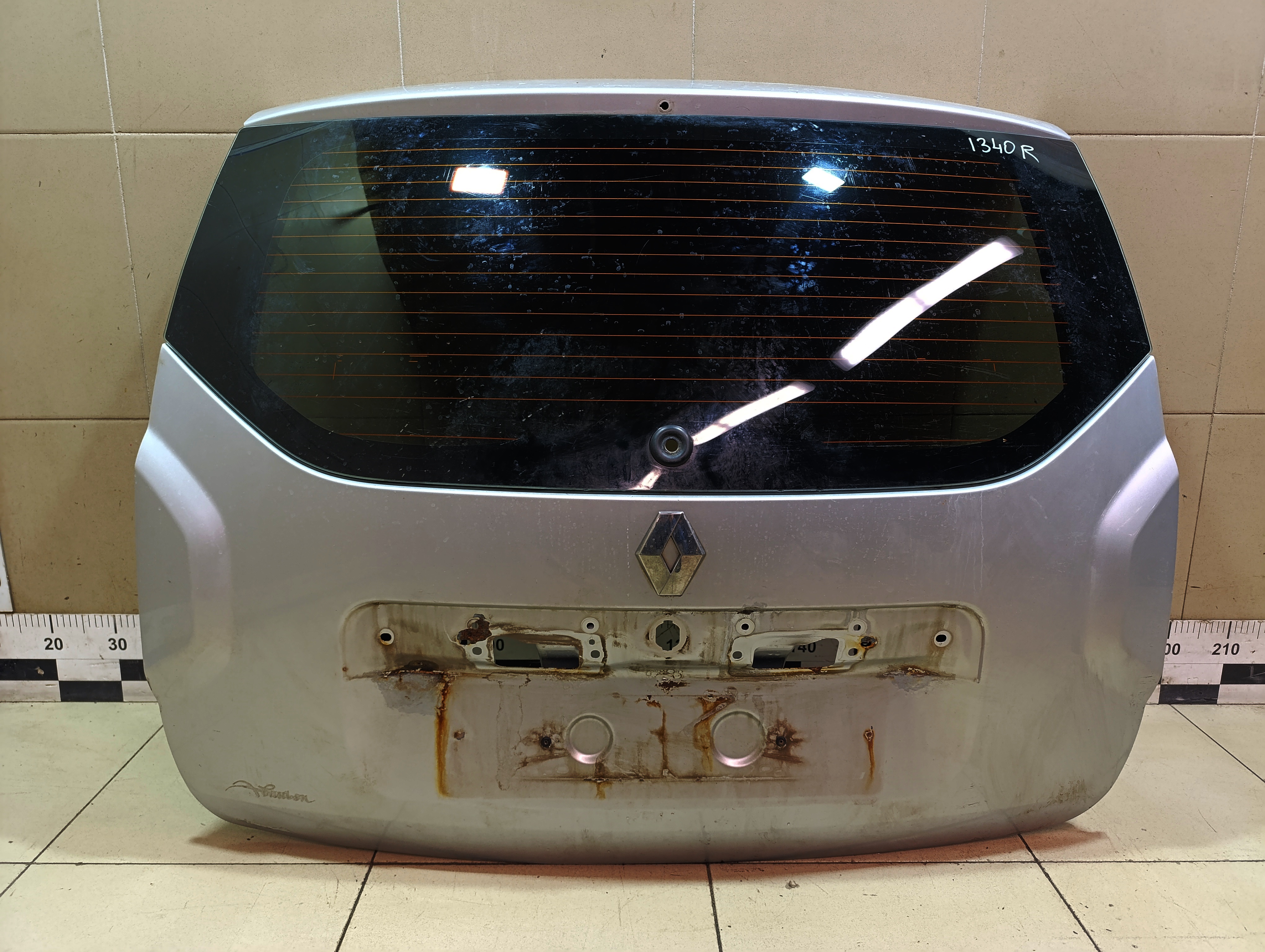 Дверь багажника со стеклом RENAULT Duster 2012>