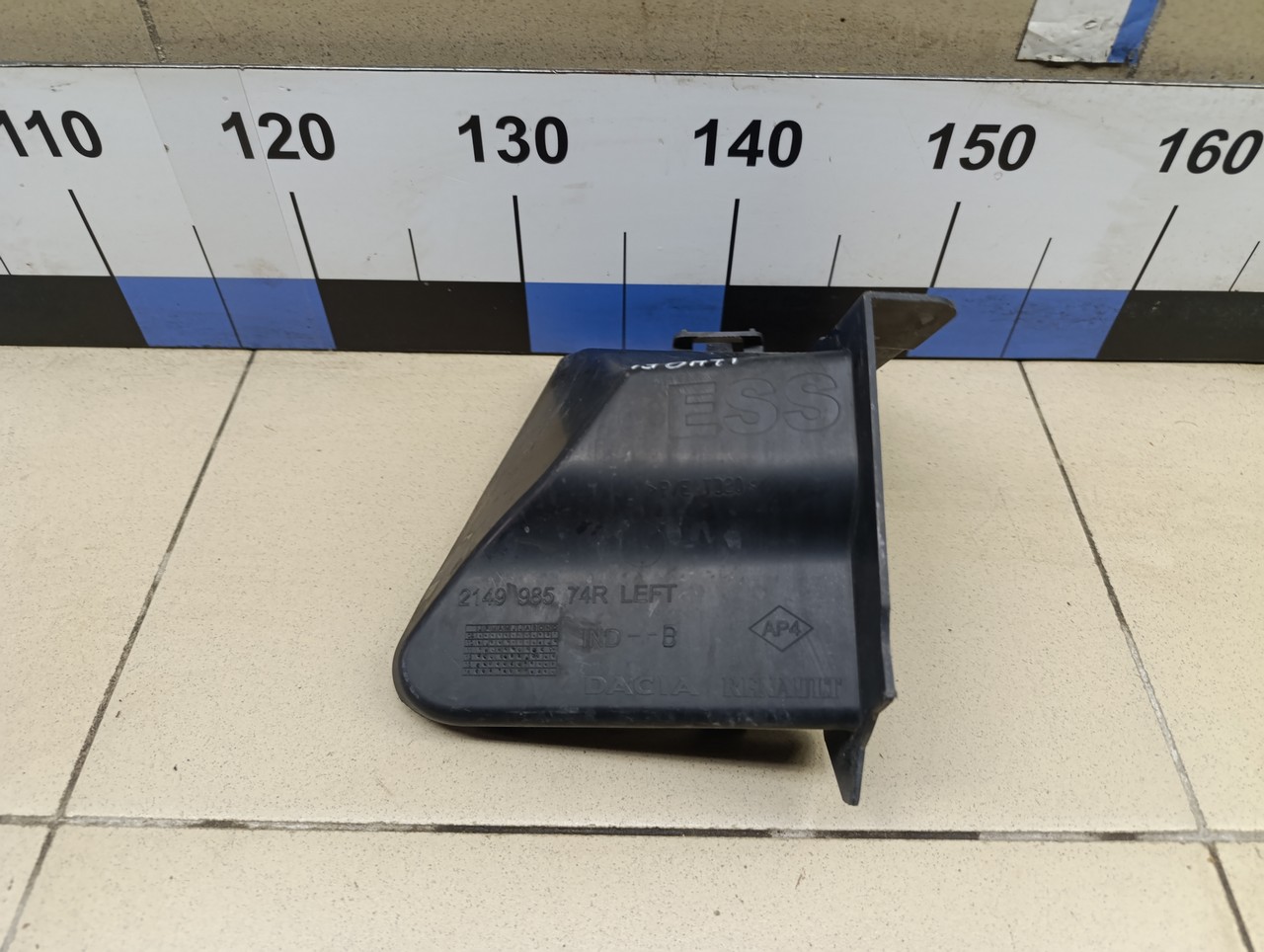 Воздуховод радиатора левый RENAULT Duster 2012>