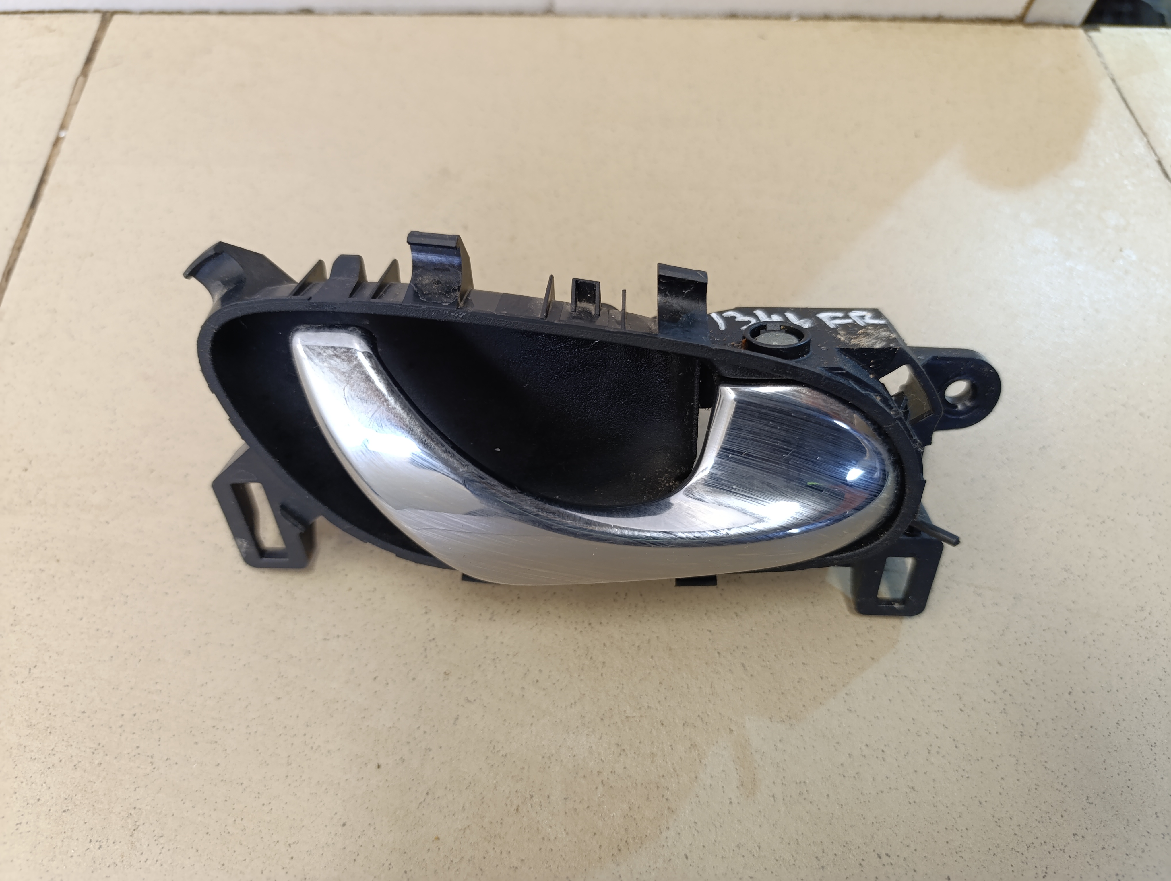 Ручка двери внутренняя правая NISSAN Qashqai (J11) 2014>