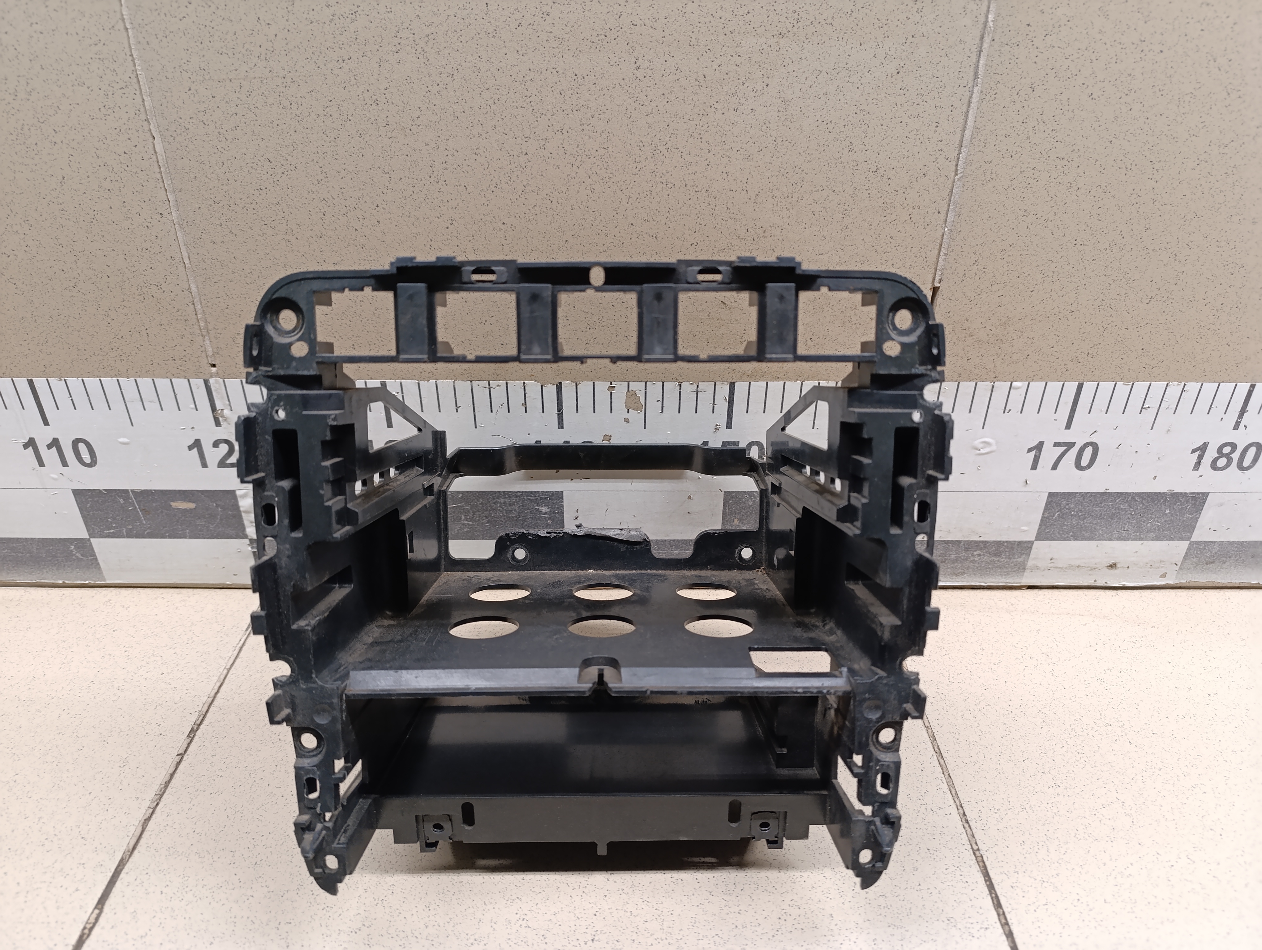 Рамка магнитолы Porsche Cayenne 2003-2010