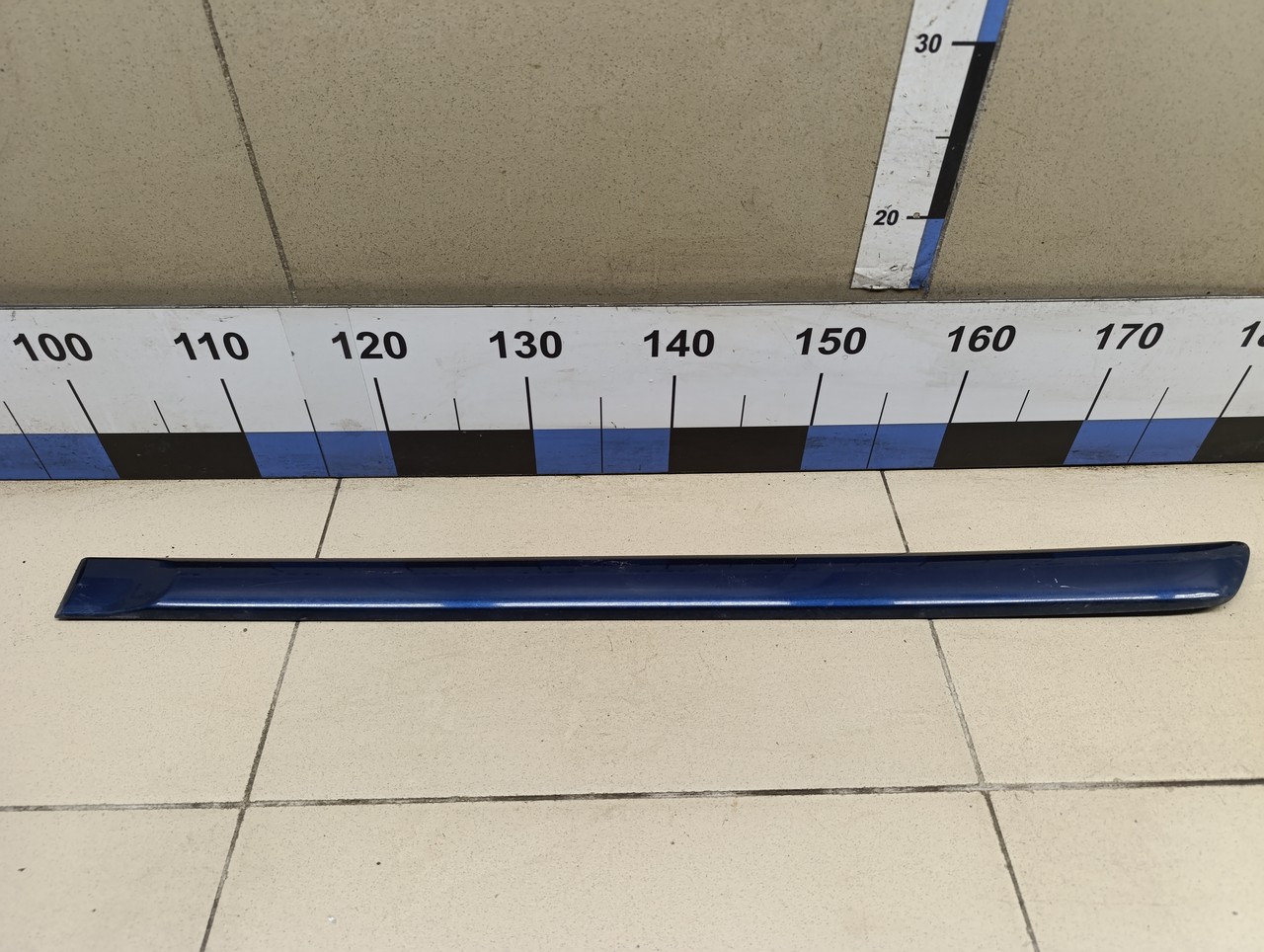 Молдинг задней левой двери TOYOTA Corolla E12 2001-2006