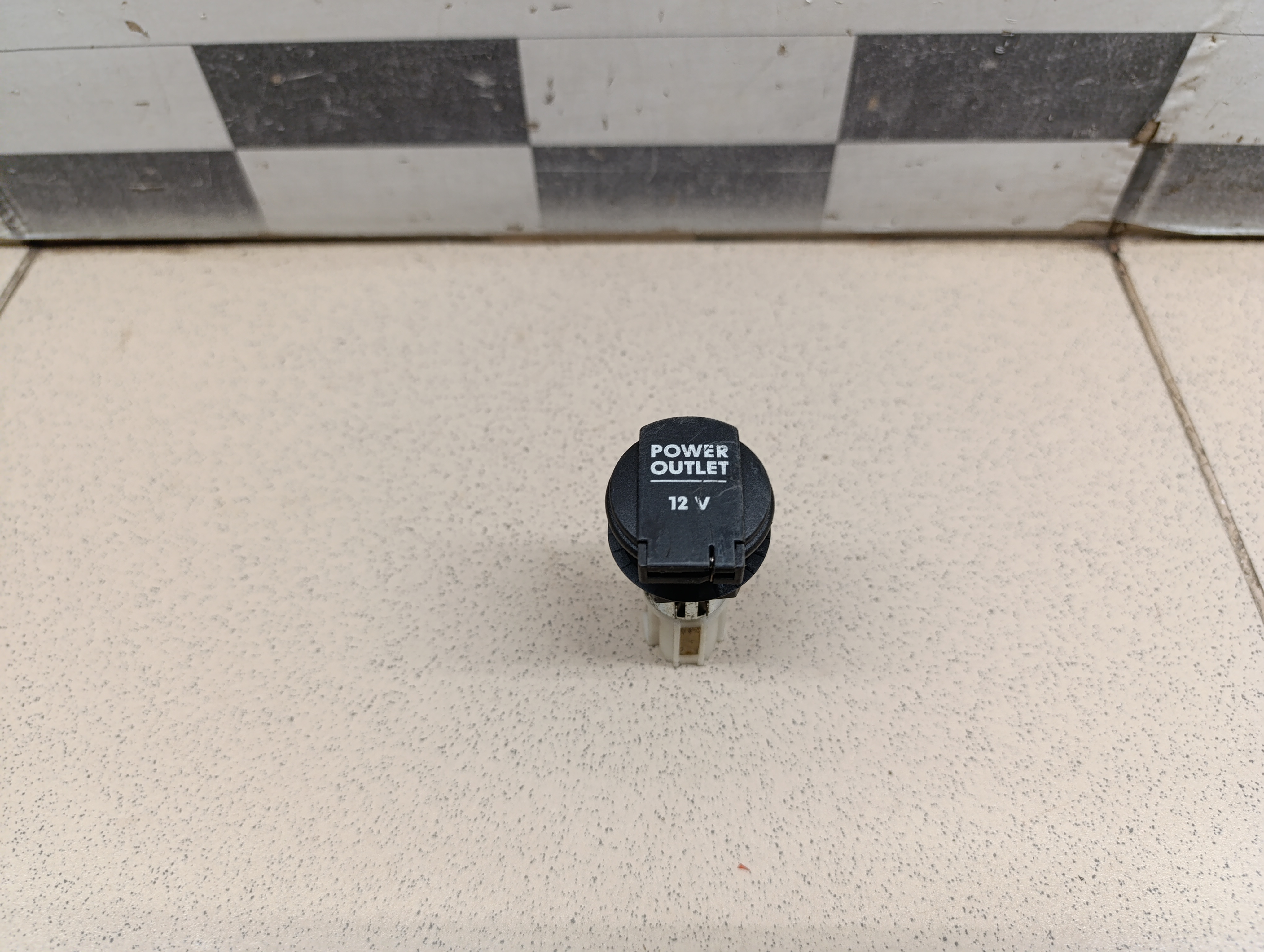 Розетка Porsche Cayenne 2003-2010