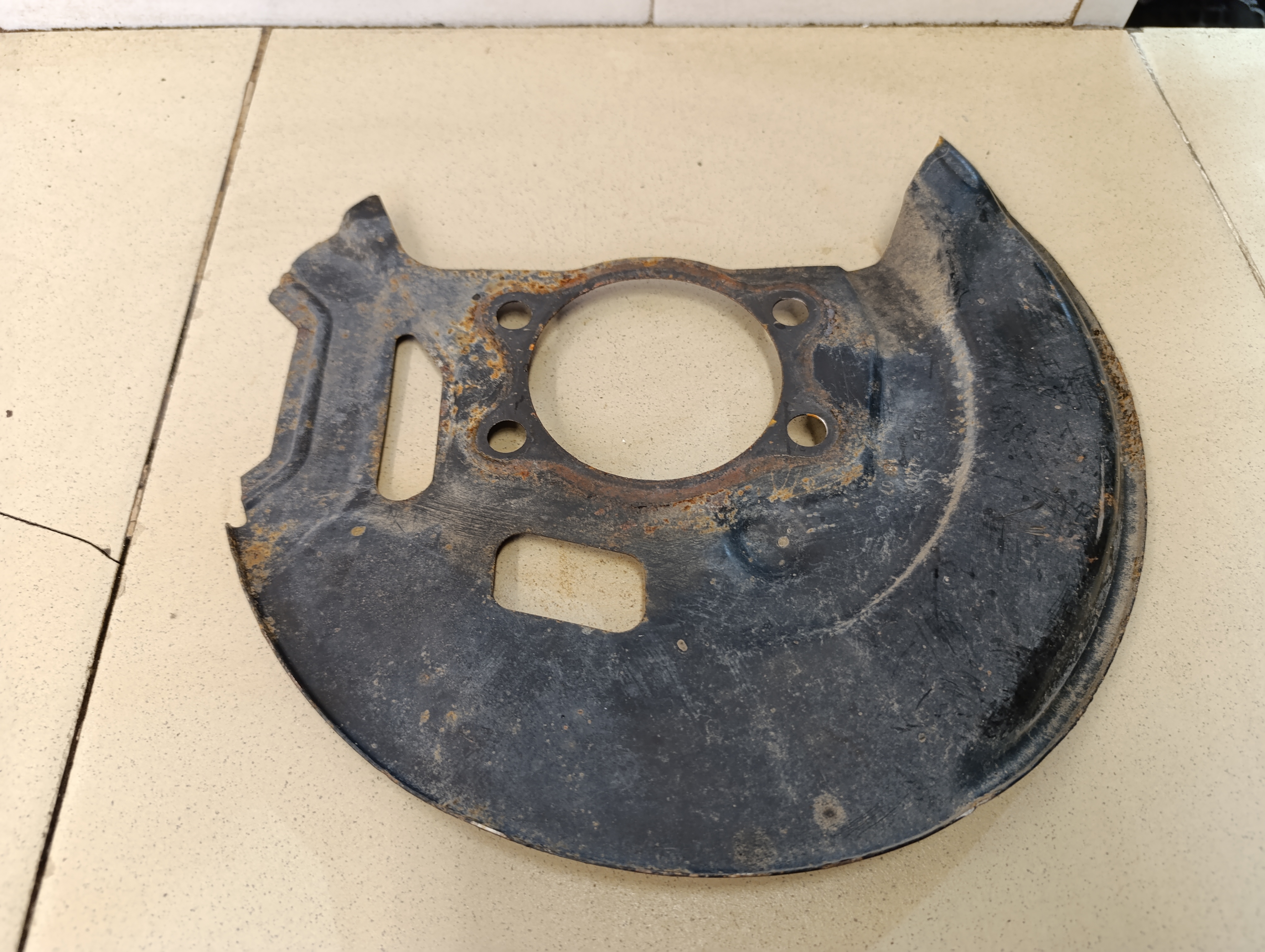 Пыльник тормозного диска NISSAN Qashqai (J11) 2014>