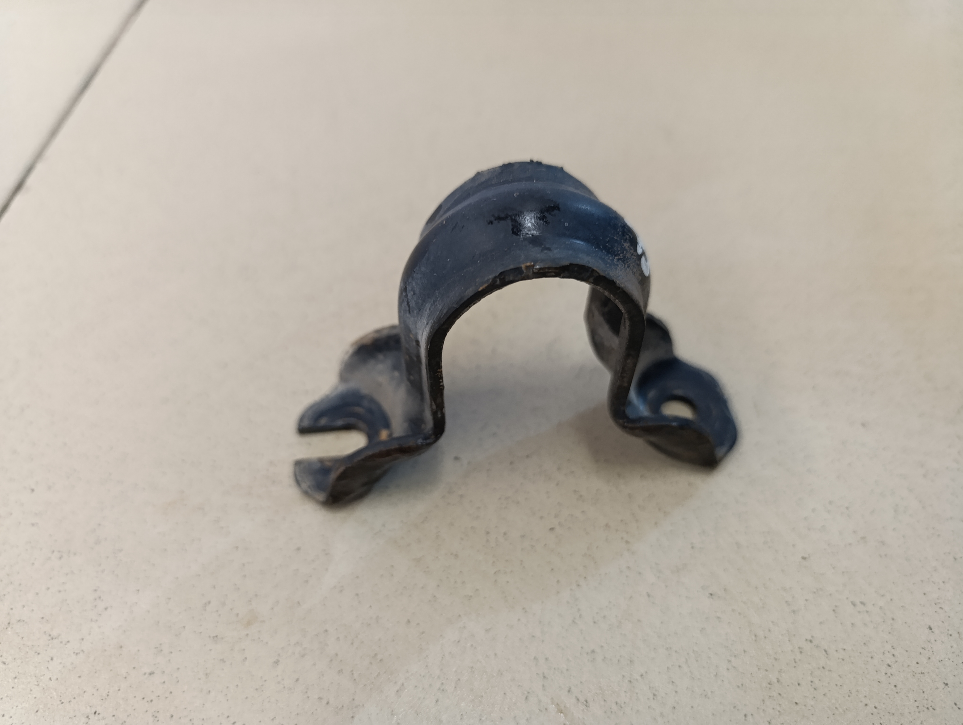 Кронштейн крепления переднего стабилизатора NISSAN Qashqai (J10) 2006-2014