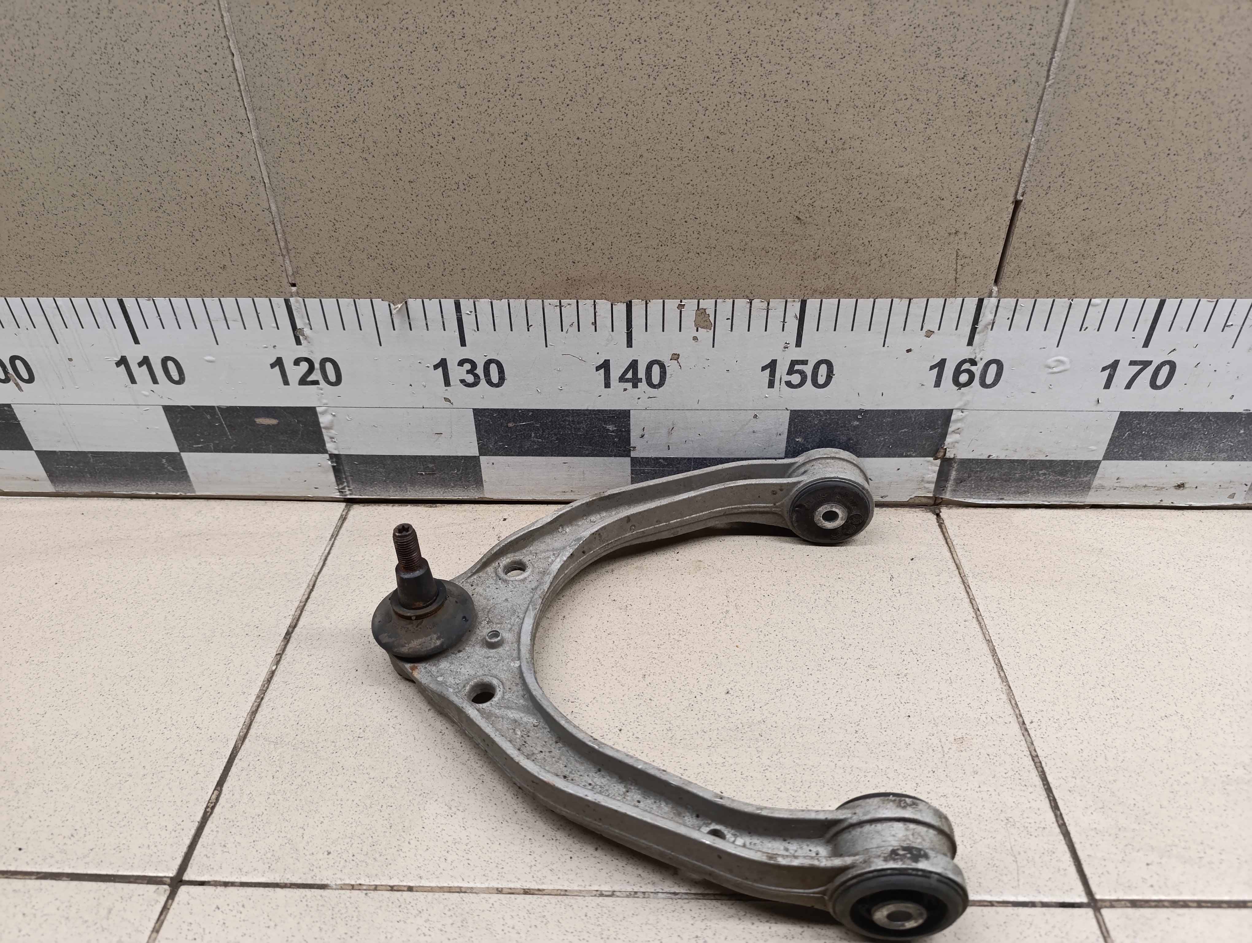 Рычаг передний верхний Porsche Cayenne 2003-2010