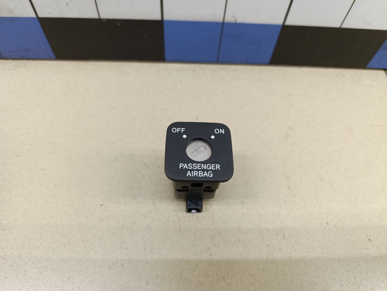 Выключатель TOYOTA Corolla E12 2001-2006