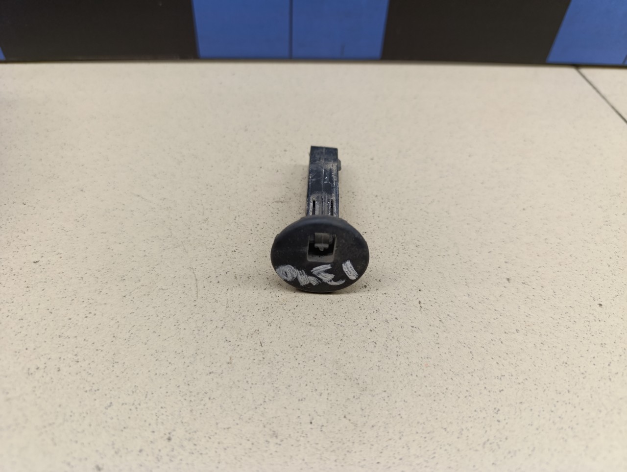 Кронштейн радиатора RENAULT Duster 2012>