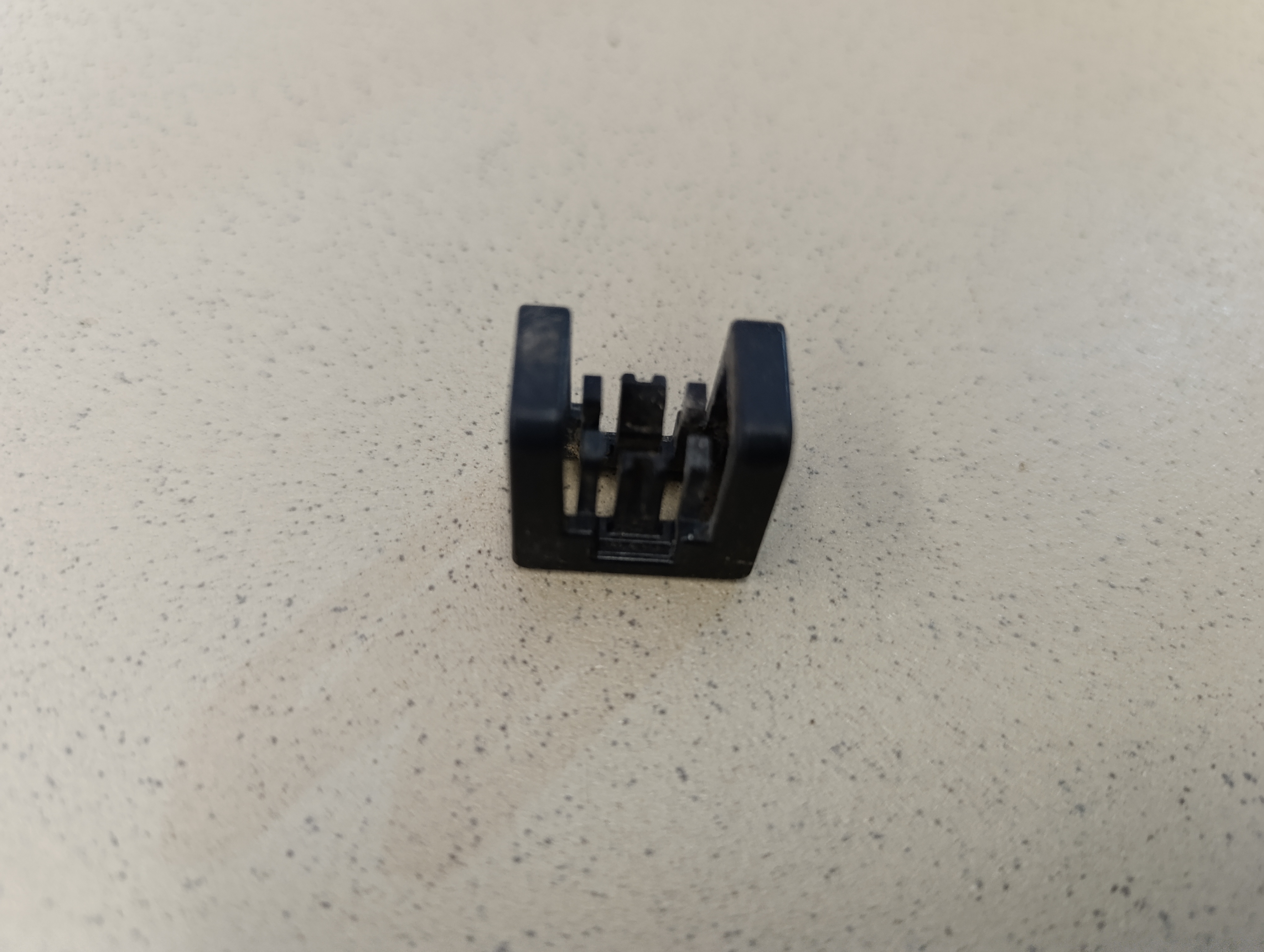 Крепеж (клоп) NISSAN Qashqai (J11) 2014>