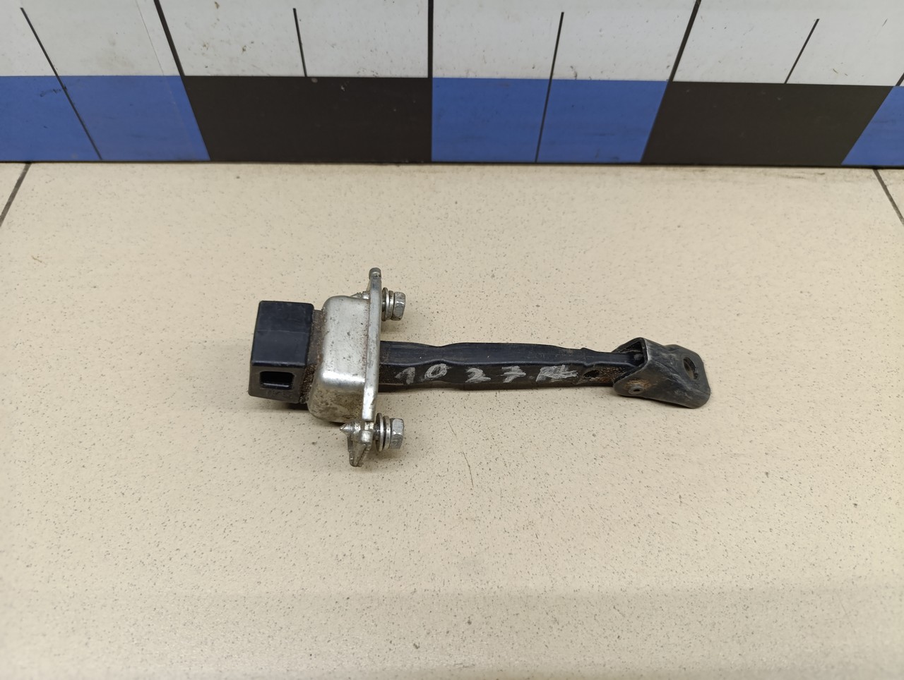 Ограничитель двери MITSUBISHI ASX 2010-2016