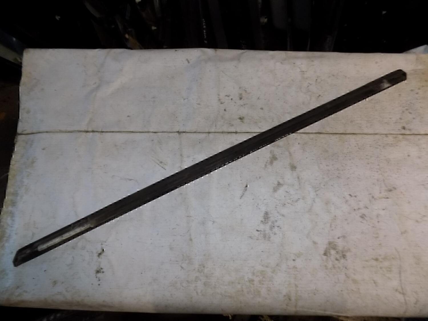 Накладка стекла заднего левого FORD Mondeo IV 2007-2015