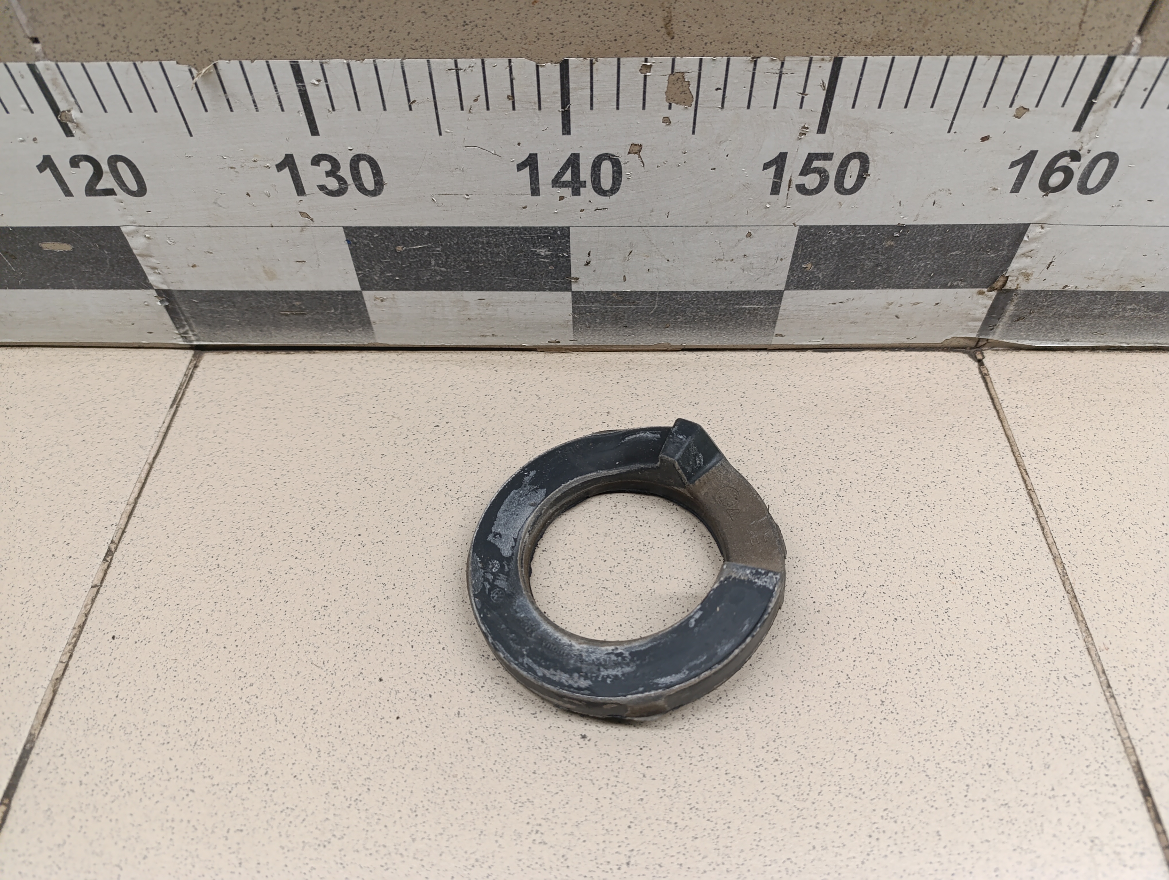 Проставка под переднюю пружину Porsche Cayenne 2003-2010