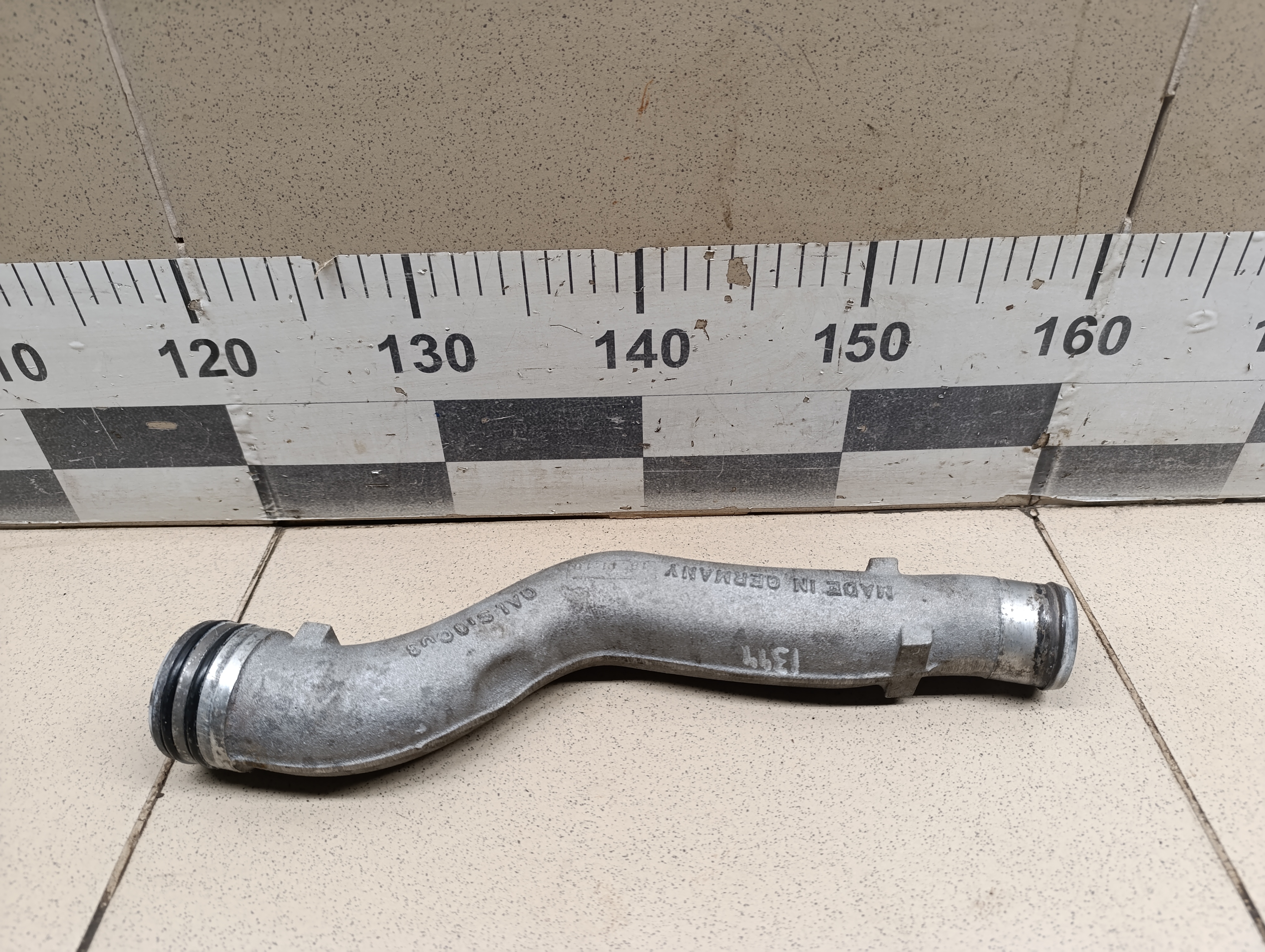 Фланец двигателя системы охлаждения Porsche Cayenne 2003-2010